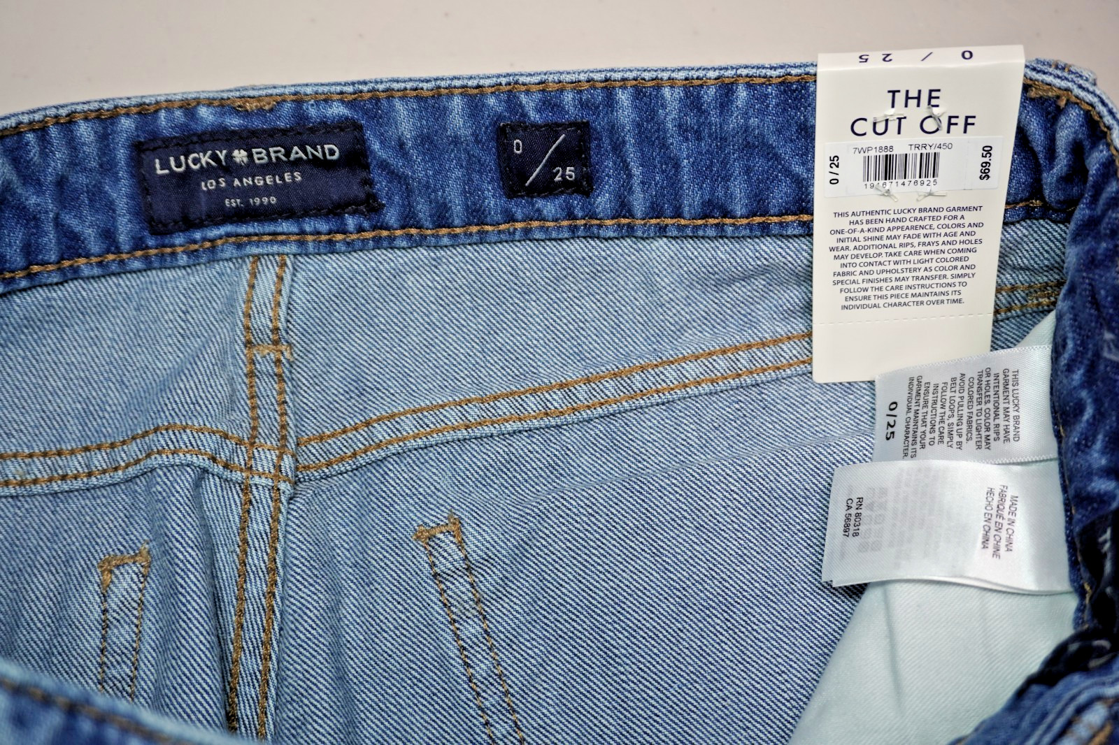 Lucky Brand Denim Cut Off Shorts Light Wash Frayed Hem Mid Rise Casual