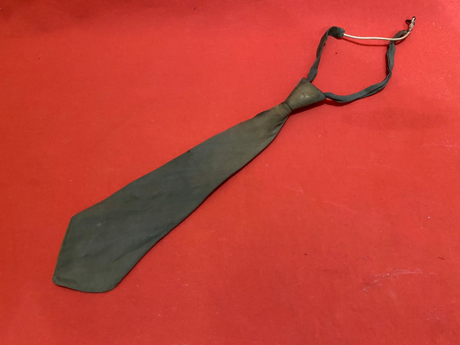 ALBANIA OFFICER UNIFORM TIE NECKTIE COMMUNIST ERA SOLDIER ALBANIAN ARMY #01