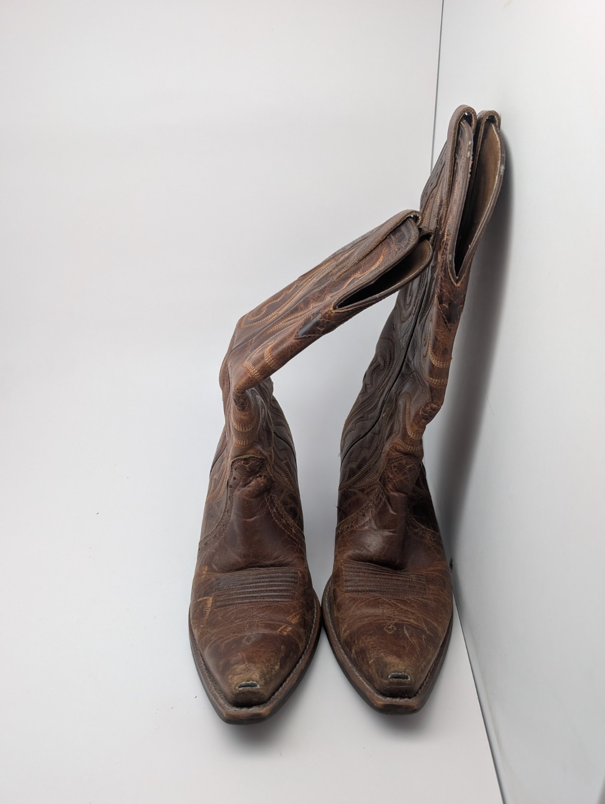 Ariat WOMEN’S 7 B Heritage Western Regular Toe Boot Caramel Model #10005908 LOOK