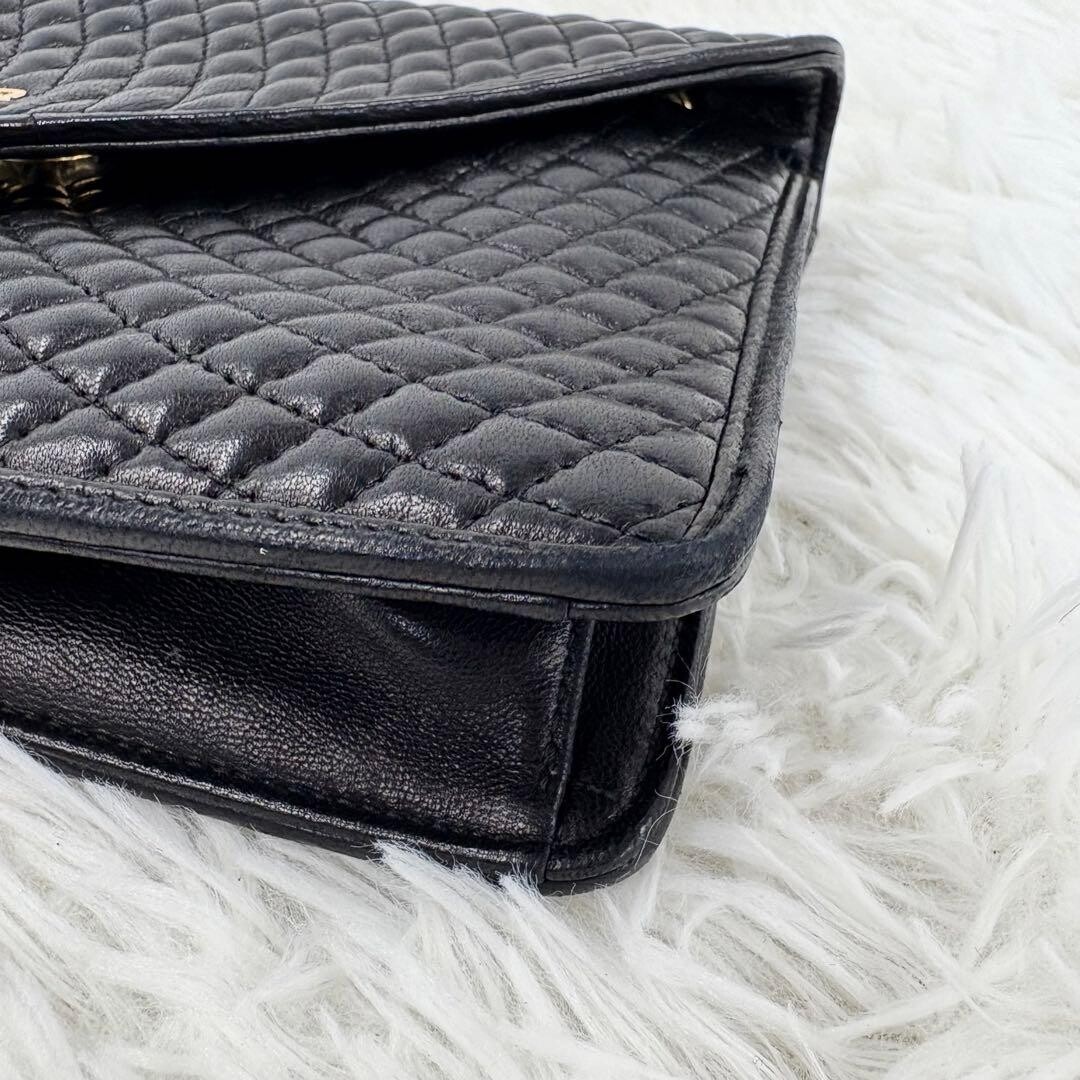 Bally Black Quilted Leather Chain Shoulder Bag Gold Hardware Flap Women