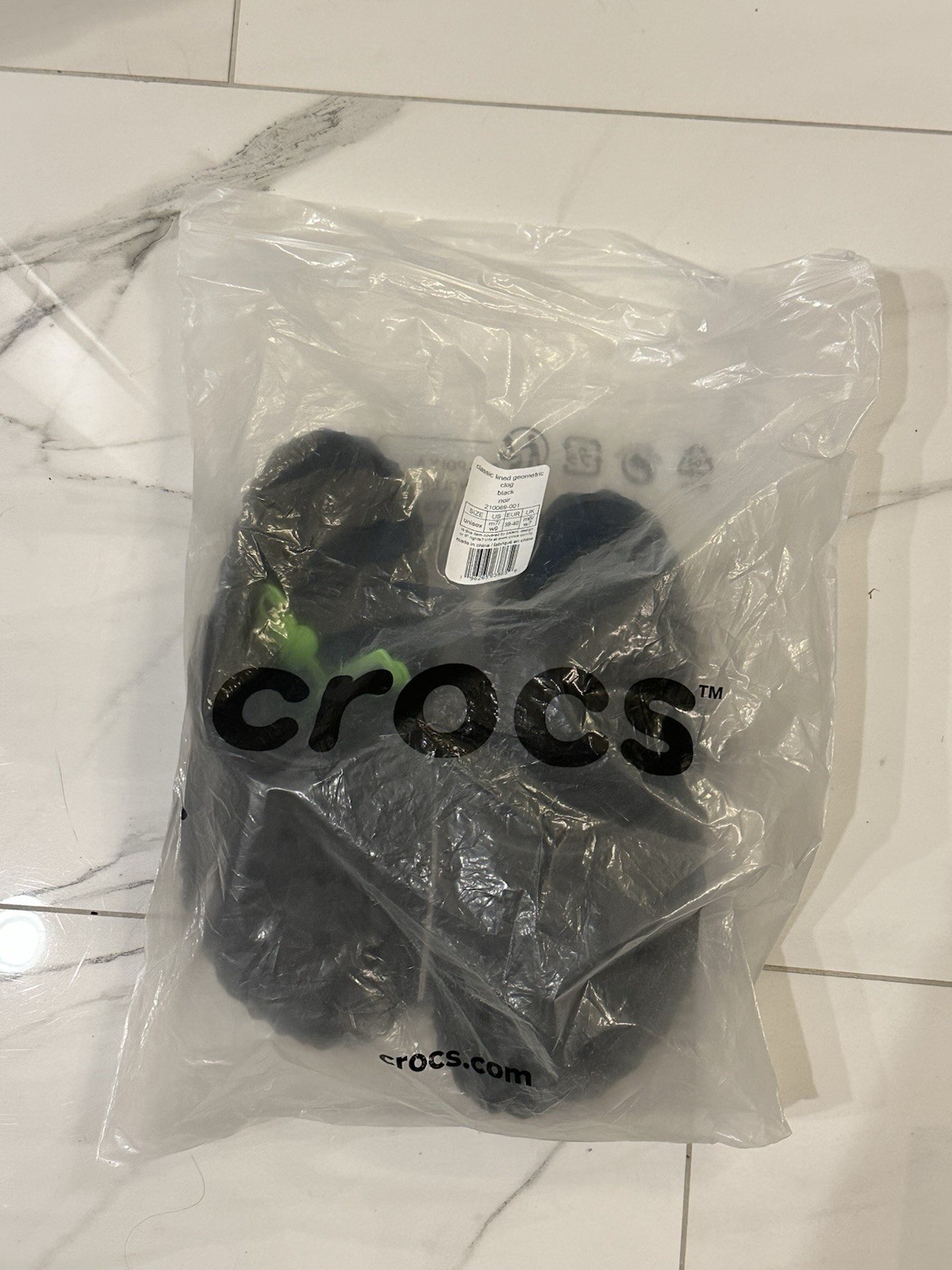 NWT Crocs Geometric Fur Lined Slip-on Shoes, Black W9 / M7