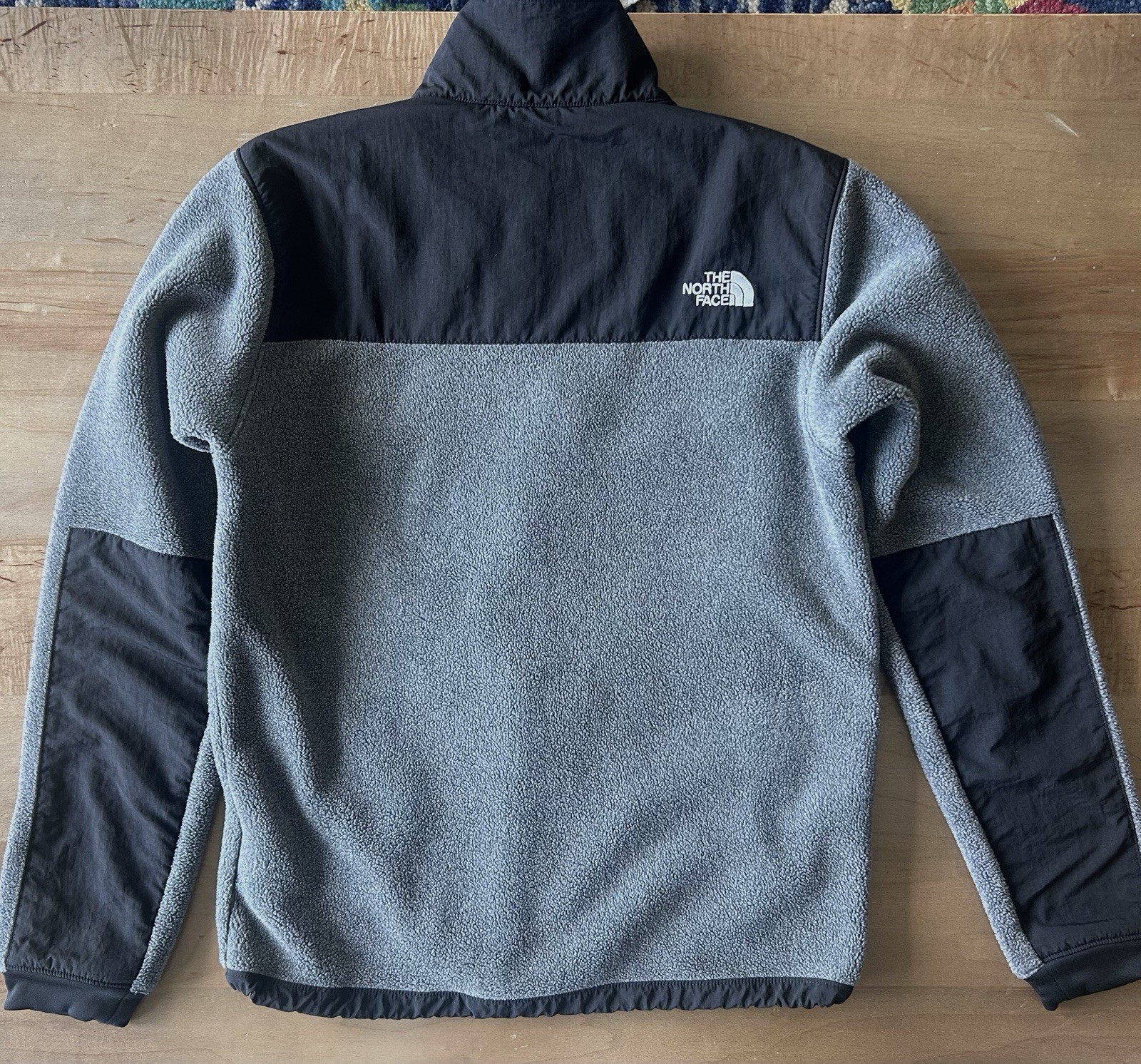 The North Face Denali Polartec Men’s Small Black/Gray Fleece Full Zip Jacket
