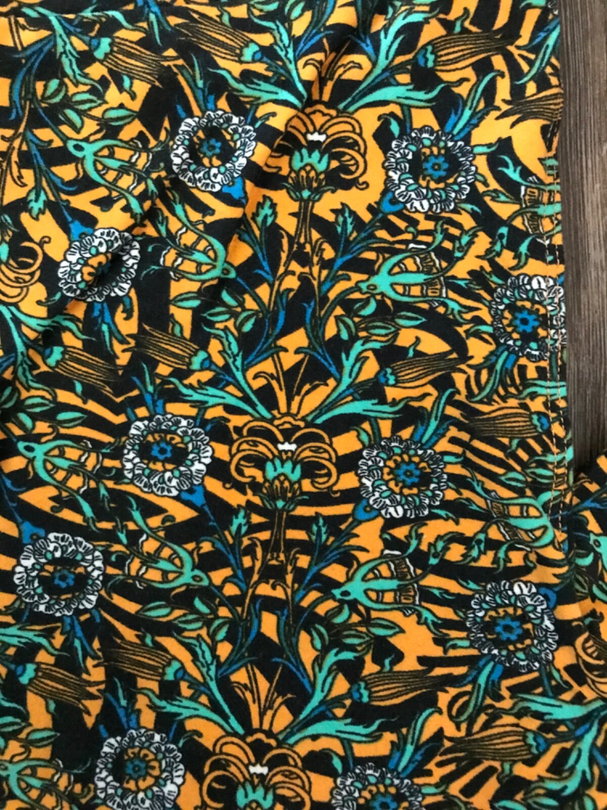 LuLaRoe One Size Leggings multicolored polyester/spandex blend abstract pattern
