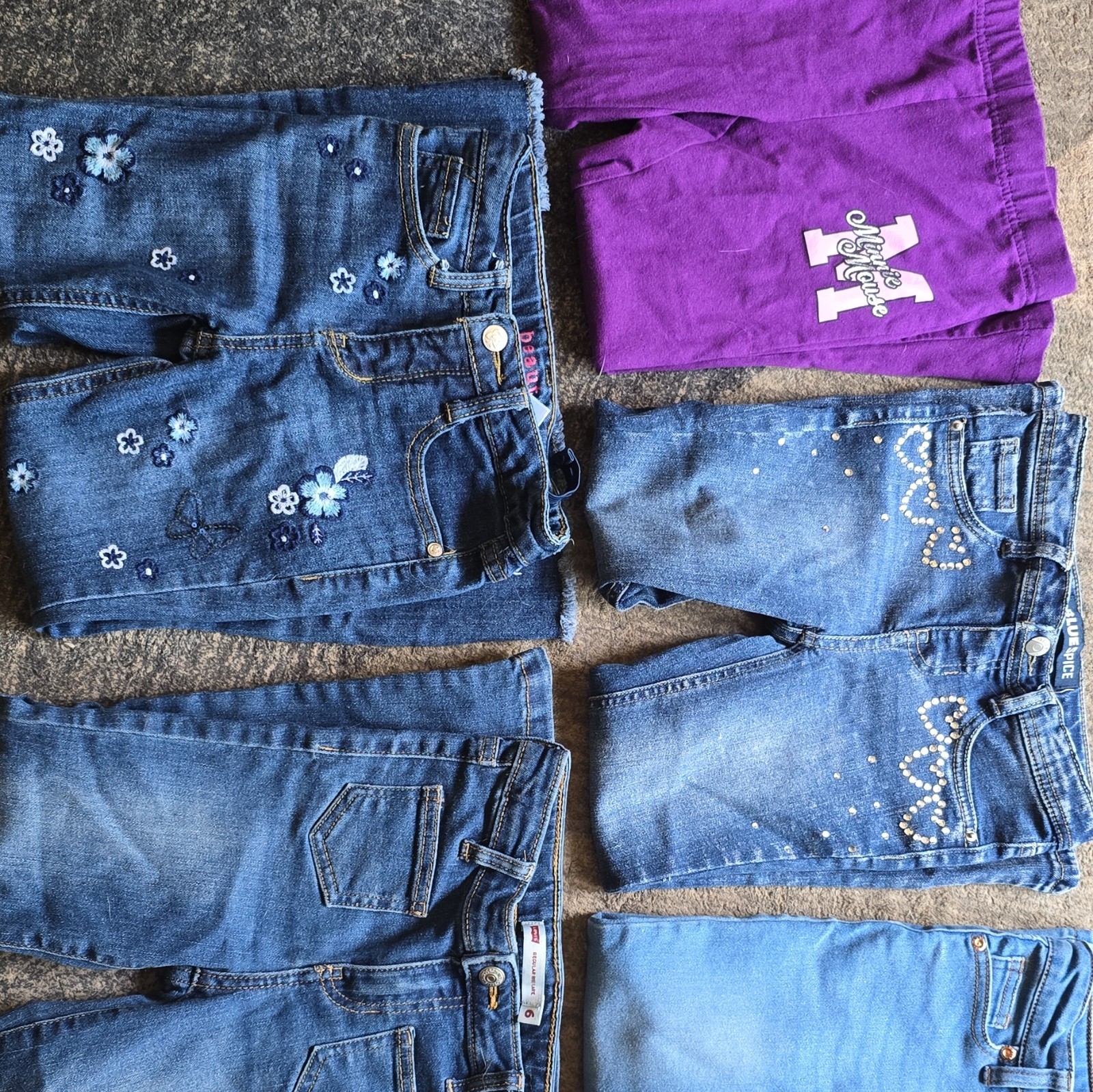 Lot Of 5 Pairs Of Girls Pants. Size 6, No rips/ Tears Or Stains,