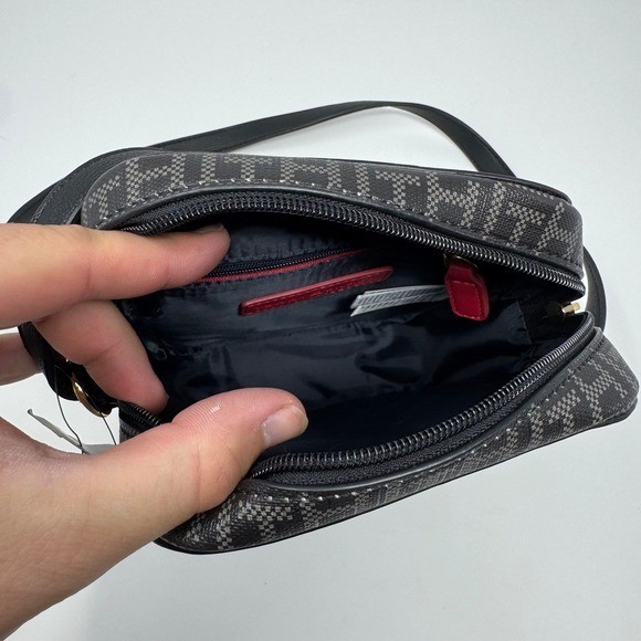 NWT Tommy Hilfiger Crossbody Monogram Logo Gray Women’s Bag 8×6.75×2.25