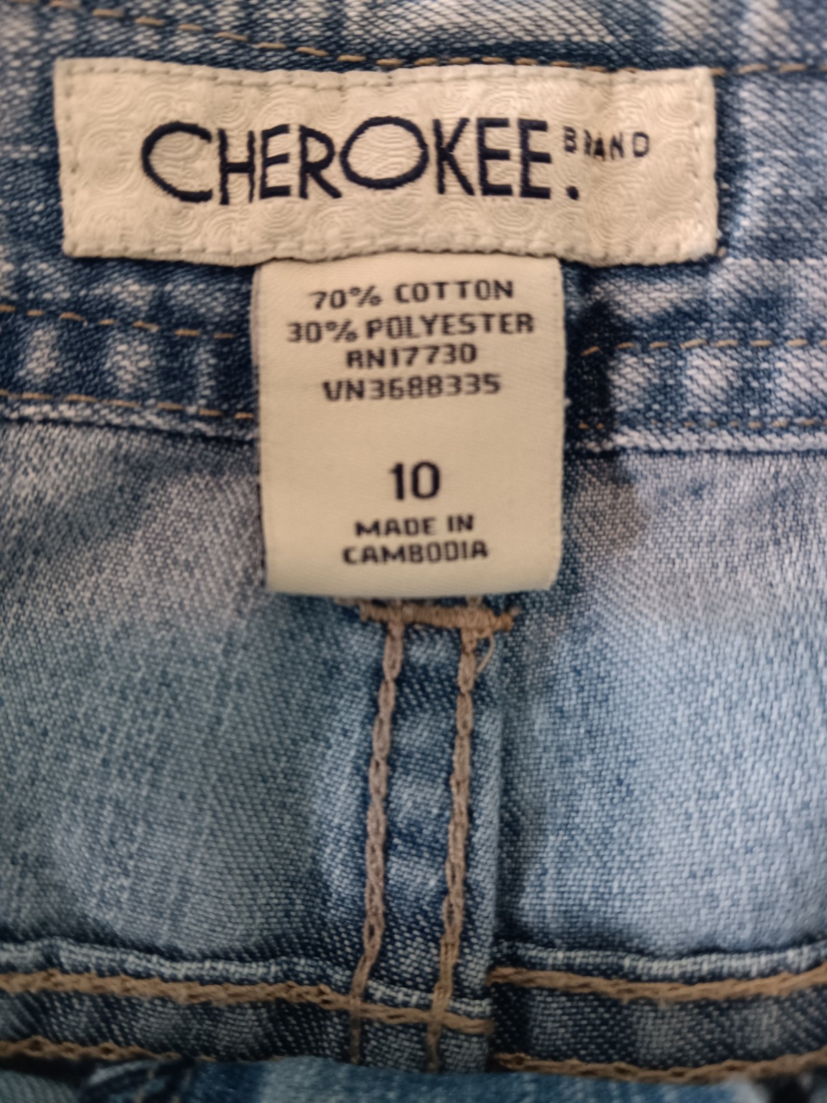 Old Navy Women’s High-Waisted Wow Flare Leg Jeans Sz 14 Tall