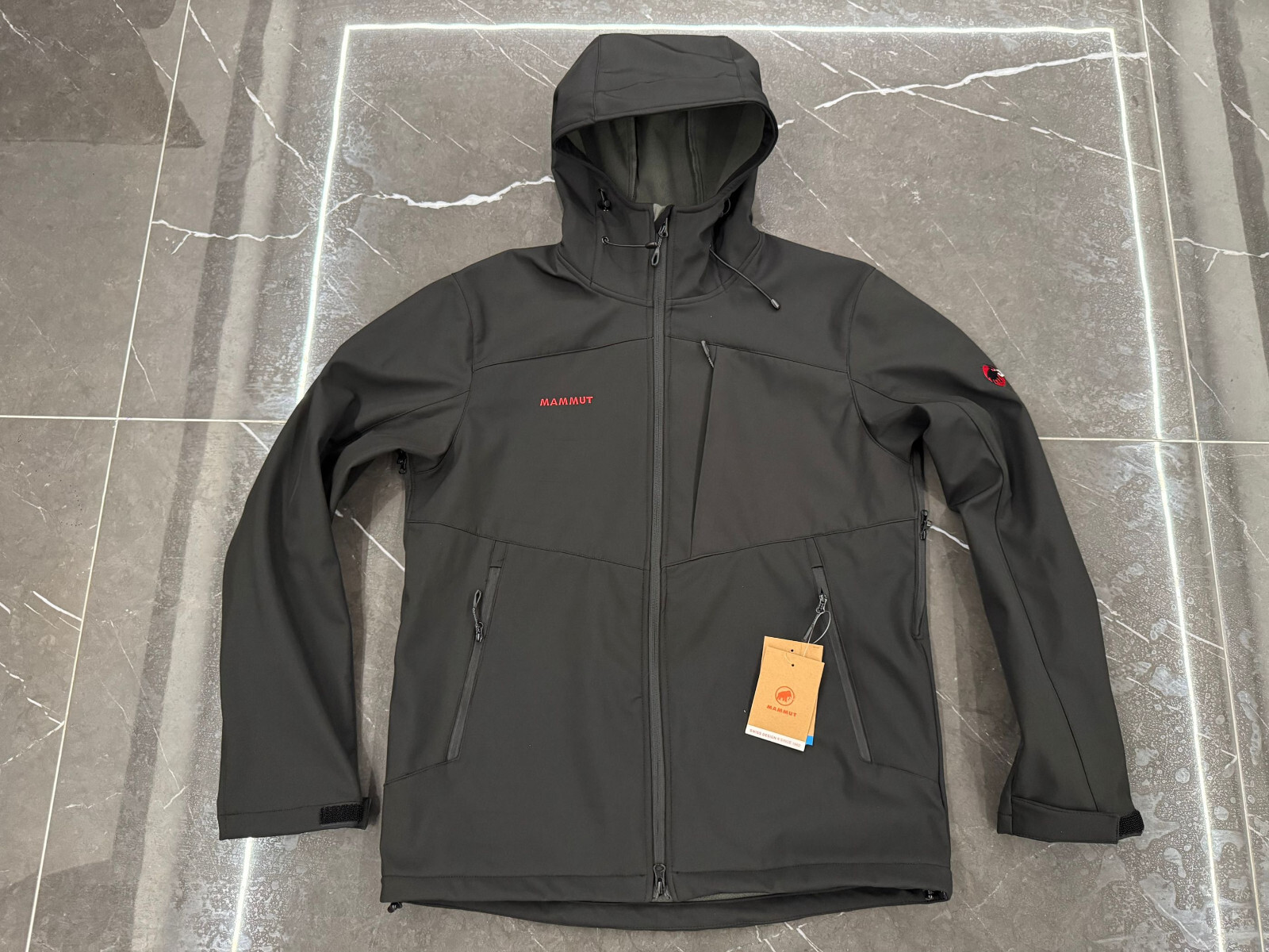 Ultimate VII Mammut Softshell Jacket. Men’s model. Size S to 3XL.