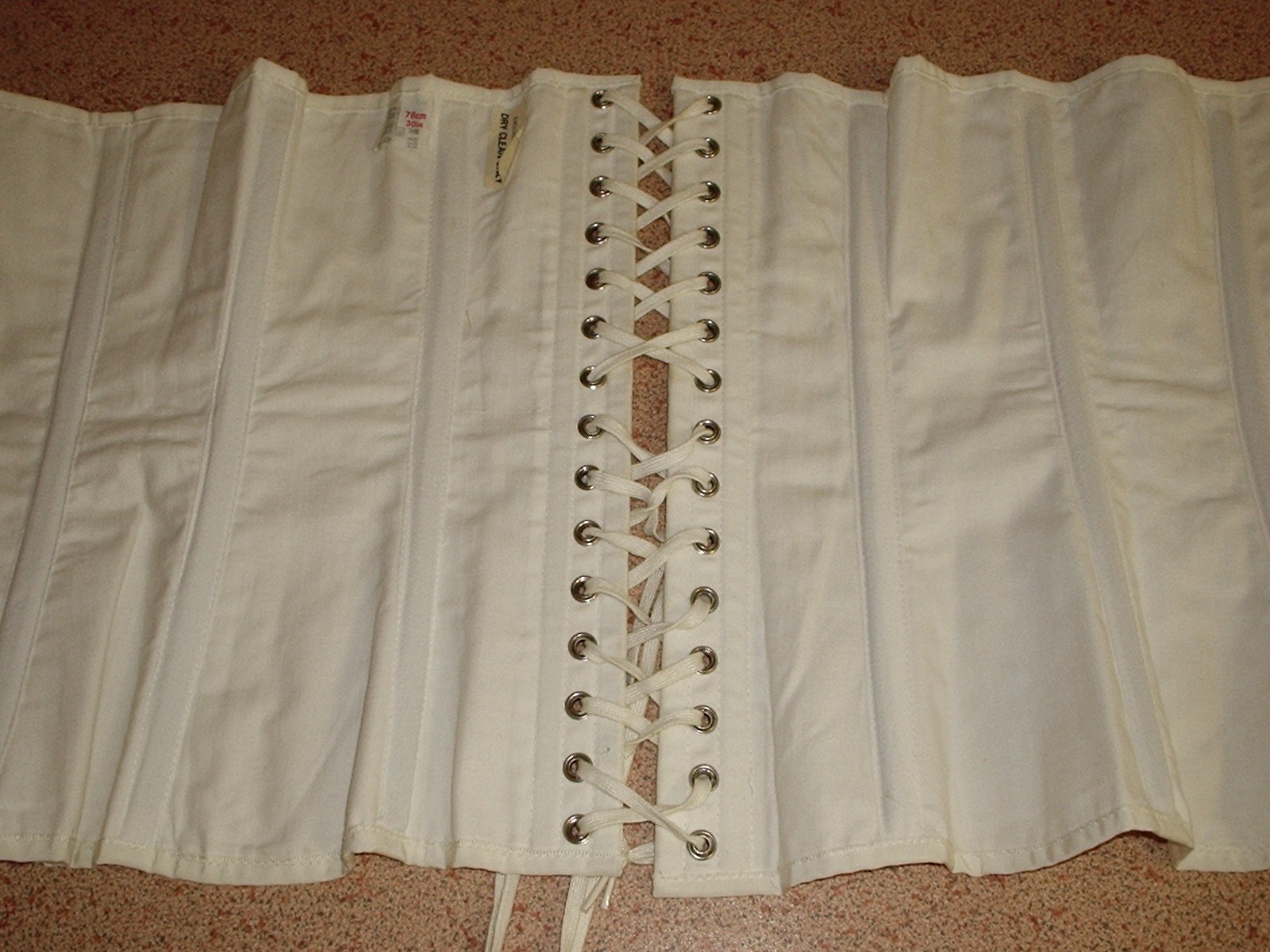 AXFORDS WHITE SATIN HOURGLASS VICTORIAN UNDERBUST CORSET 30 IN WAIST 12 TO 14