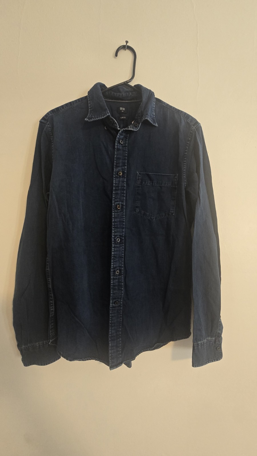 Uniqlo Mens XS Slim Fit Denim Button Down Shirt Indigo Blue Cotton 331-401832
