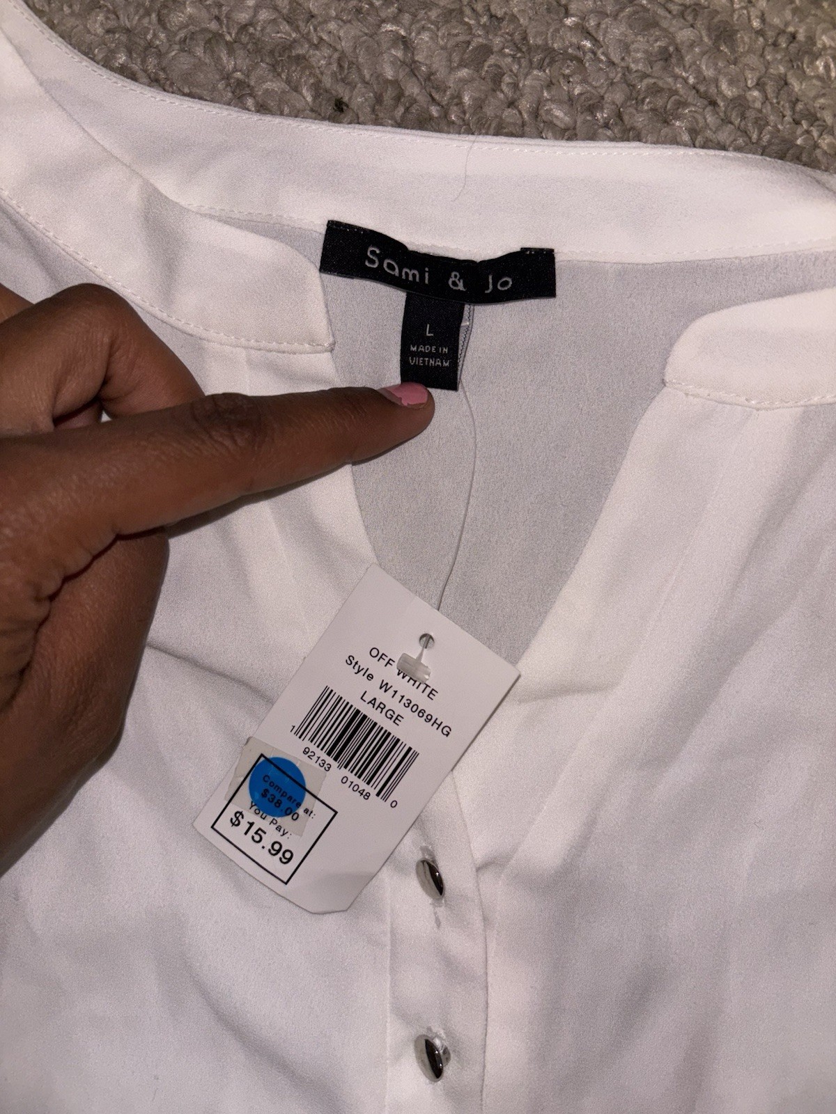 Sami & Jo Women’s L White Solid V-Neck 3/4 Sleeve Button Blouse