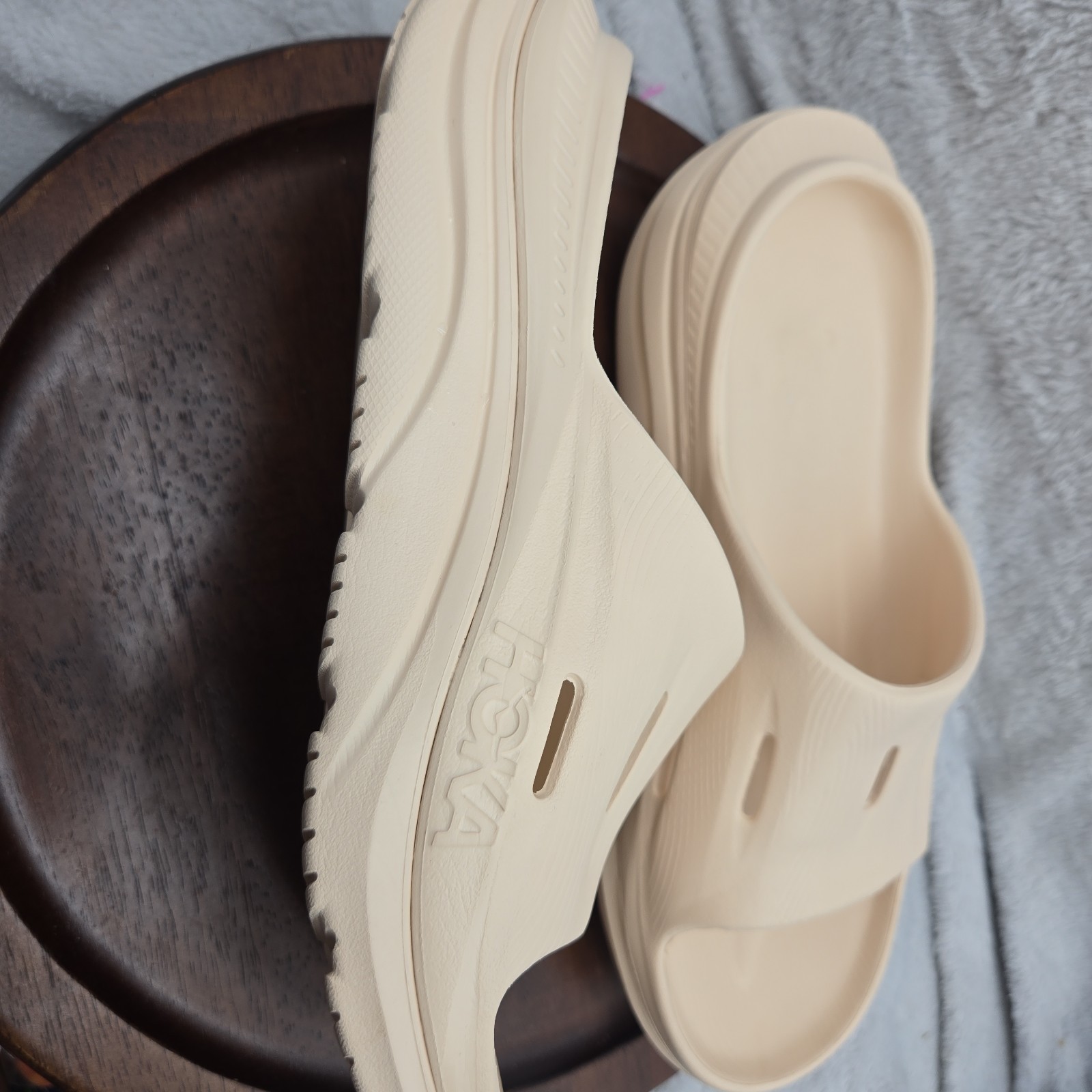 HOKA Ora Recovery Slide 3 Men’s 9 Women’s 11 New No Tags Cream Sand Sandal Water