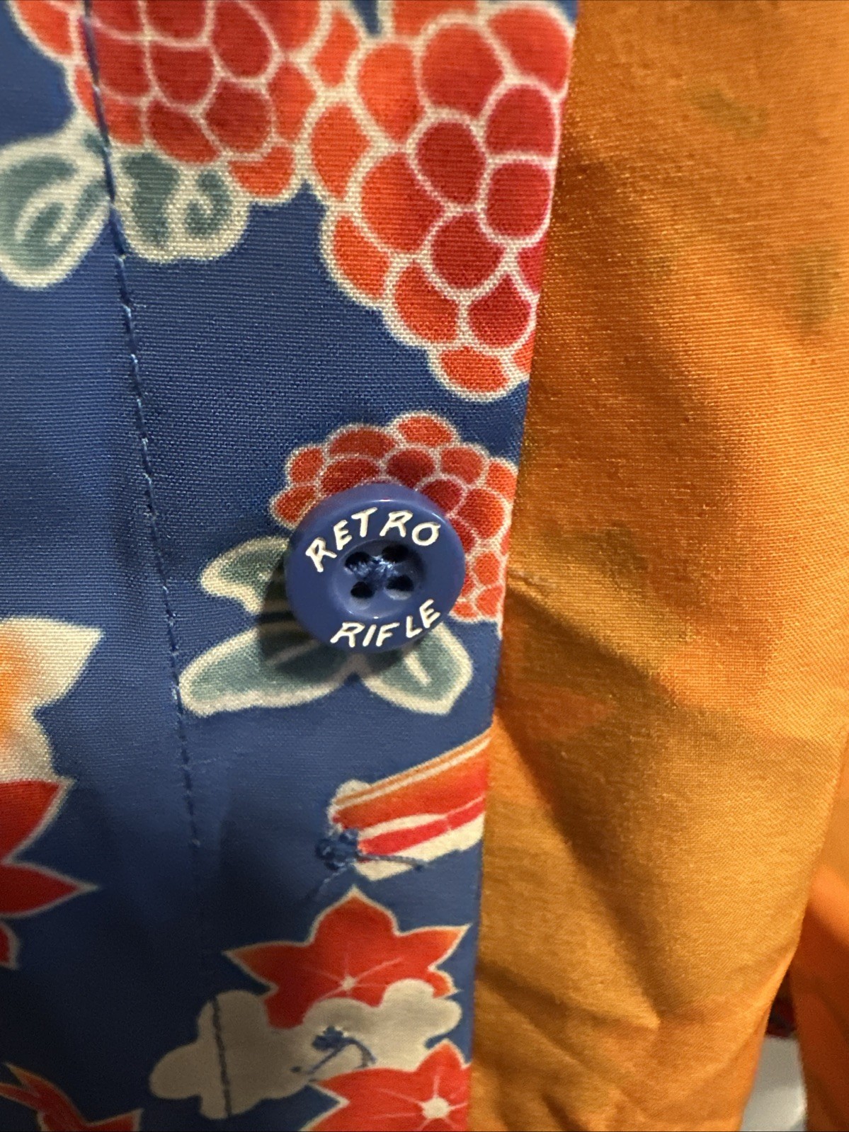 Retro Rifle Shirt Mens 2XL Blue Button Up Romeo Hawaiian