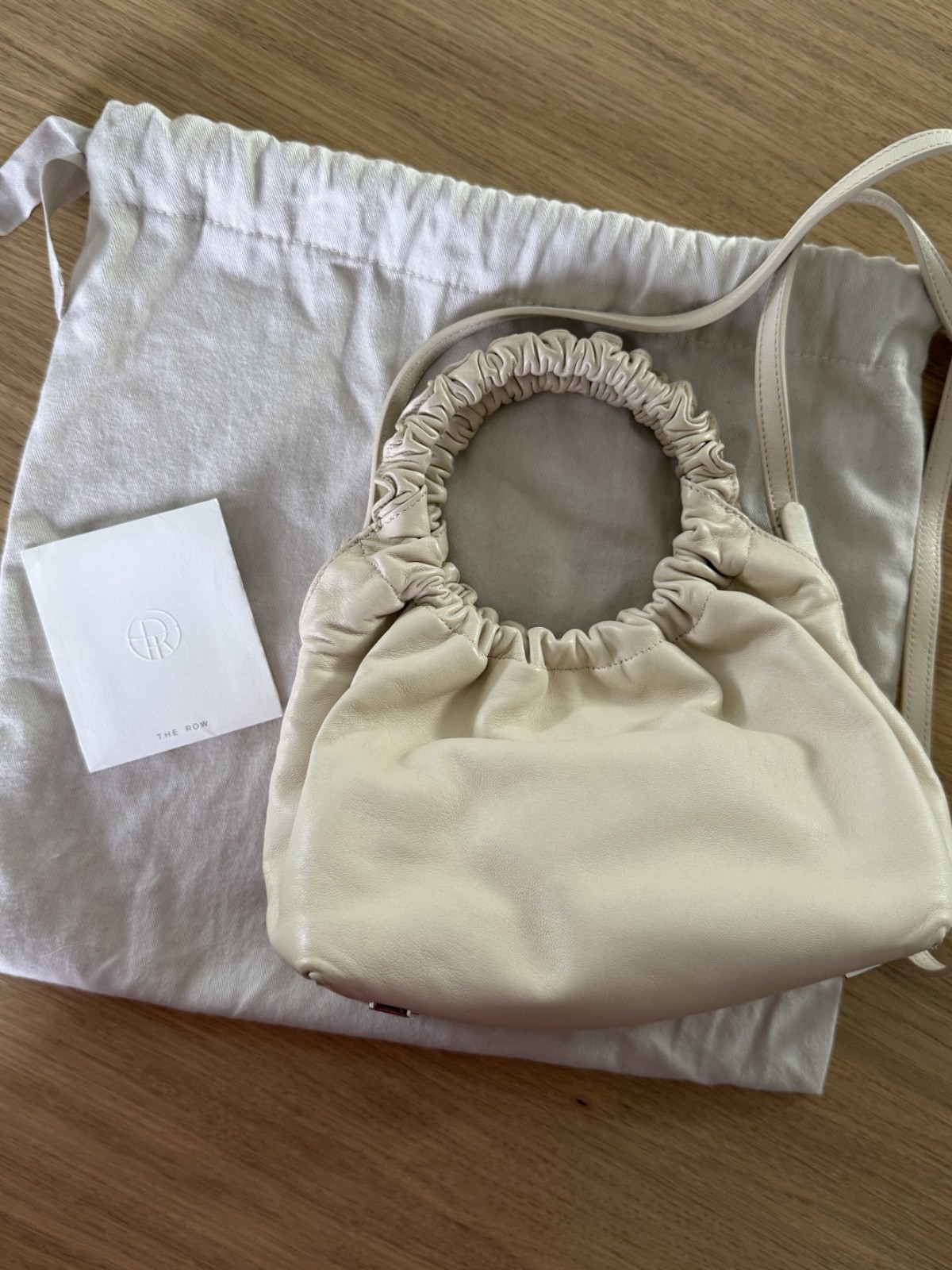 Pre-owned: The Row Double Circle Small Bag Two Way Ivory with shoulder strap