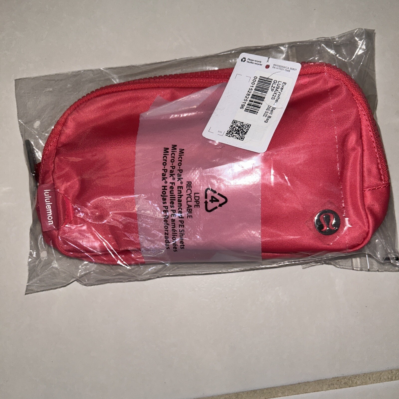 New With Tags Lululemon Everywhere Belt Bag SONIC PINK