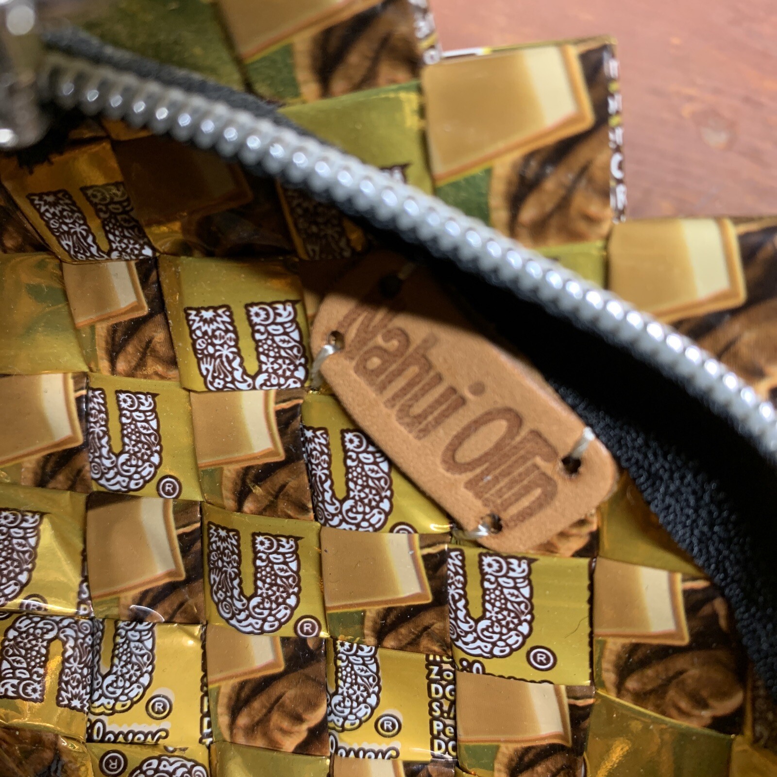 Women’s Nahui Ollin Candy Wristlet Clutch Purse Wallet Gold Rare Color Pallet