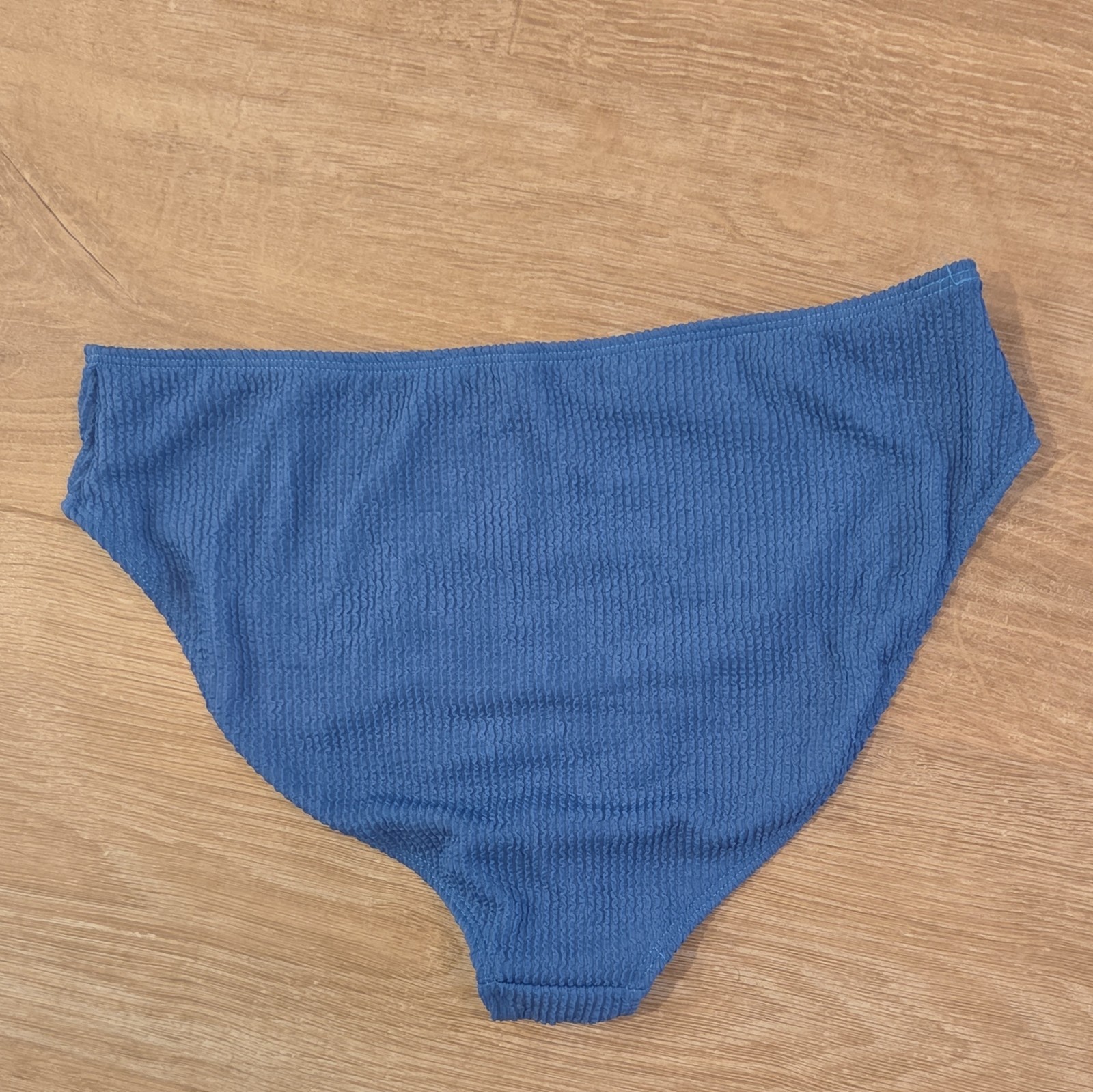 Blooming Jelly 2-Piece Bikini Set Blue/Light Blue Textured Tie Front XL B