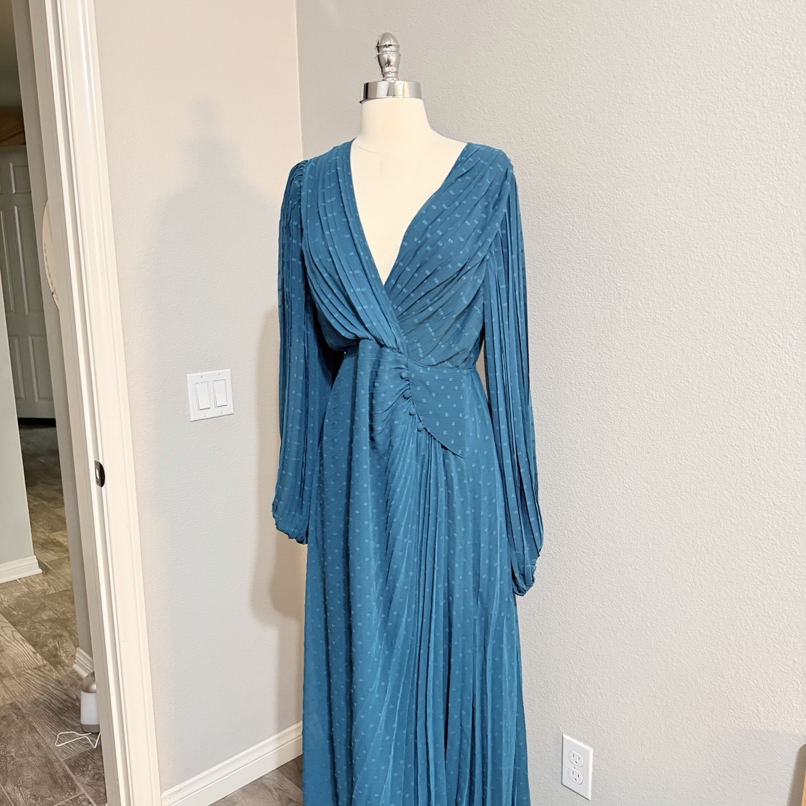 ASOS Design Teal Midi Dress Size 10 Long Sleeve Pleated Swiss Dot Chiffon