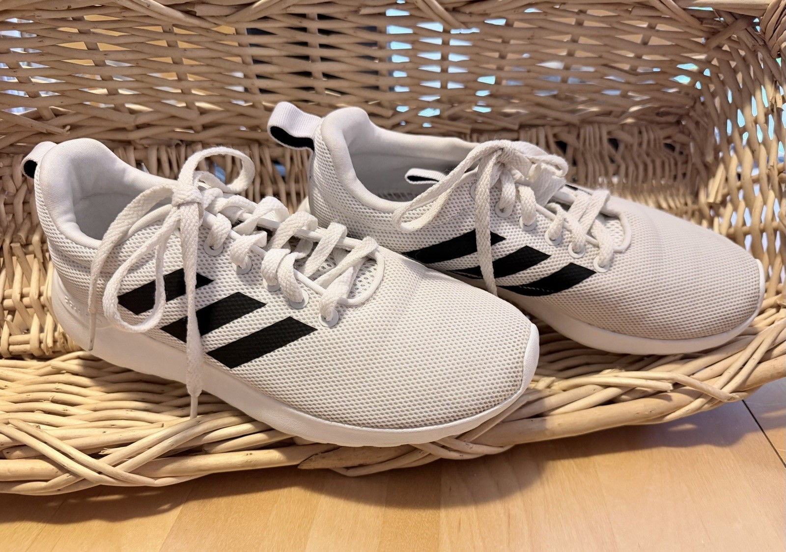 adidas White/Black 3-Stripes Low Top Lace-Up Sneaker Unisex 20M001 2019