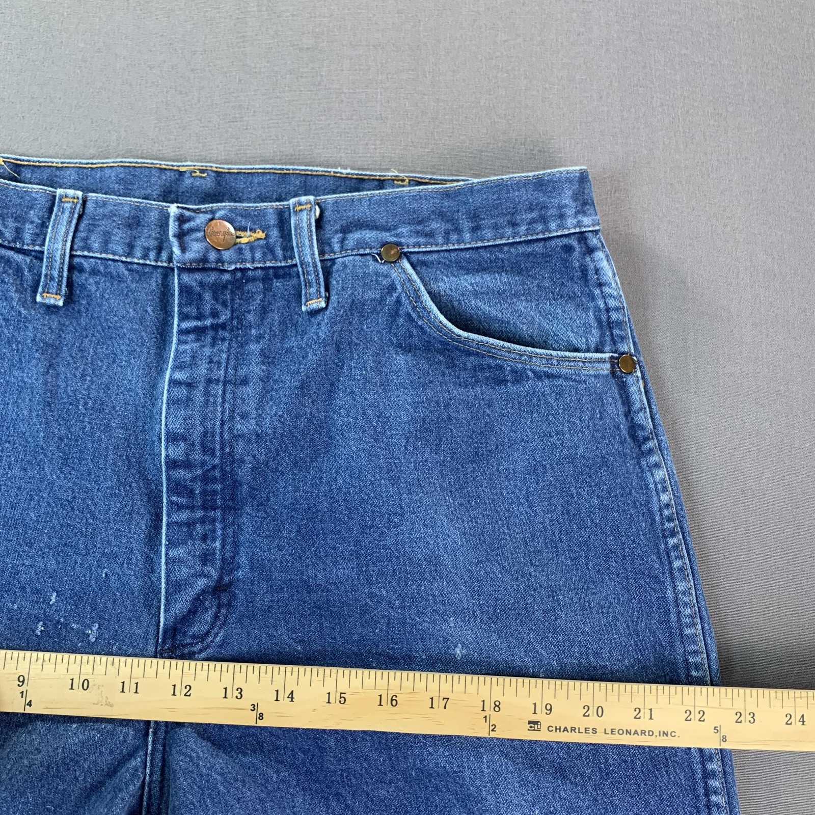 Vintage Wrangler Cowboy Cut Jeans Mens 38×32 Blue Denim 13MWZ USA Workwear