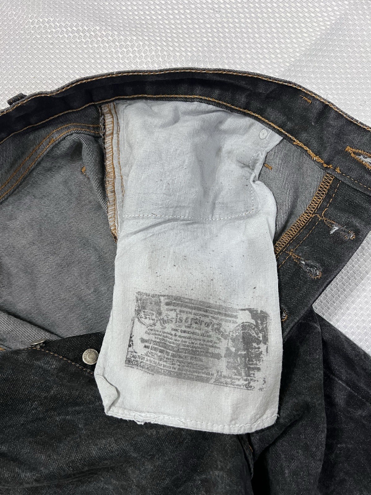 Levi’s 501 Original Fit Jeans Men’s 42×30 Black Wash Button Fly Made in Mexico