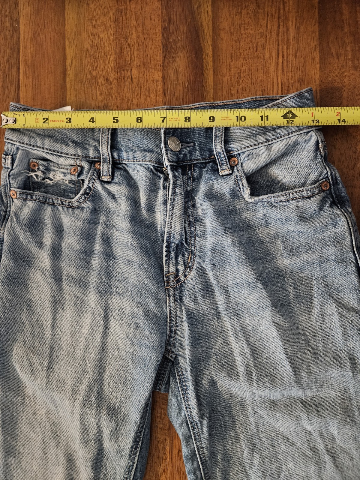 American Eagle Outfitters RN 54485 CA 03873 Teen Straight Bule Jean Sz 12