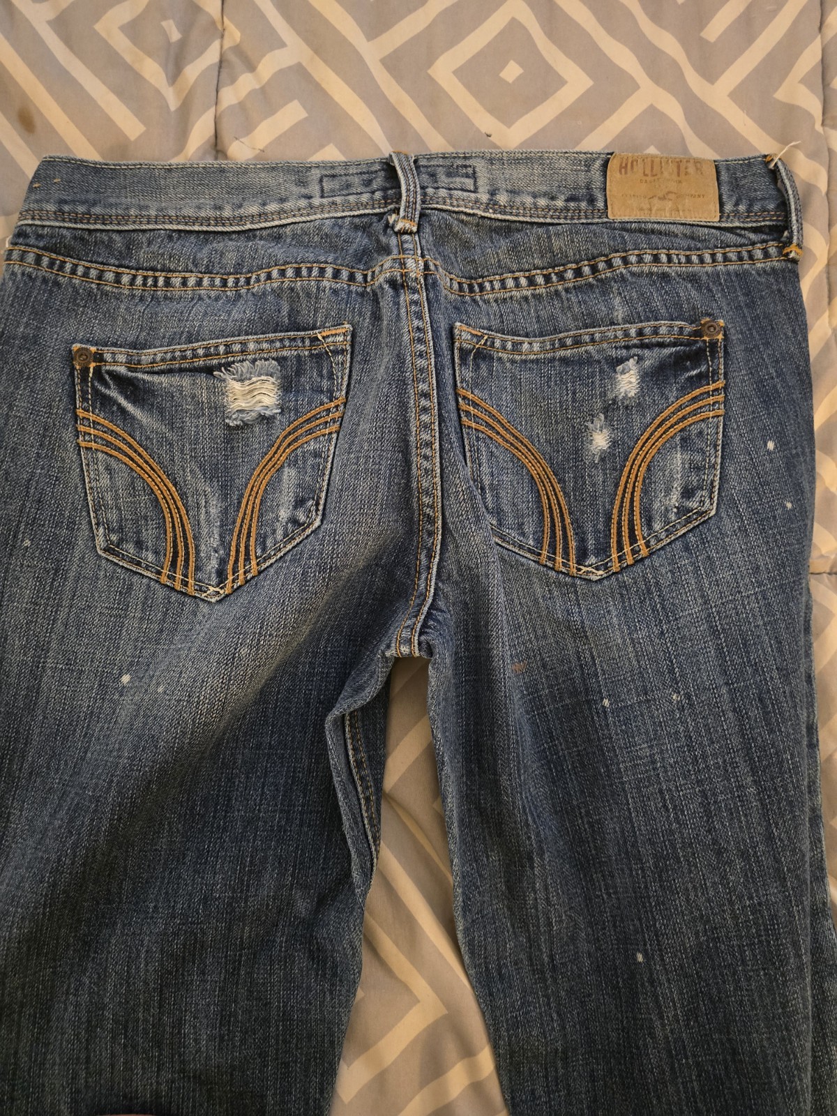 Hollister California Women’s Size 9 Distressed Flare Jeans Y2K Low Rise Bootcut