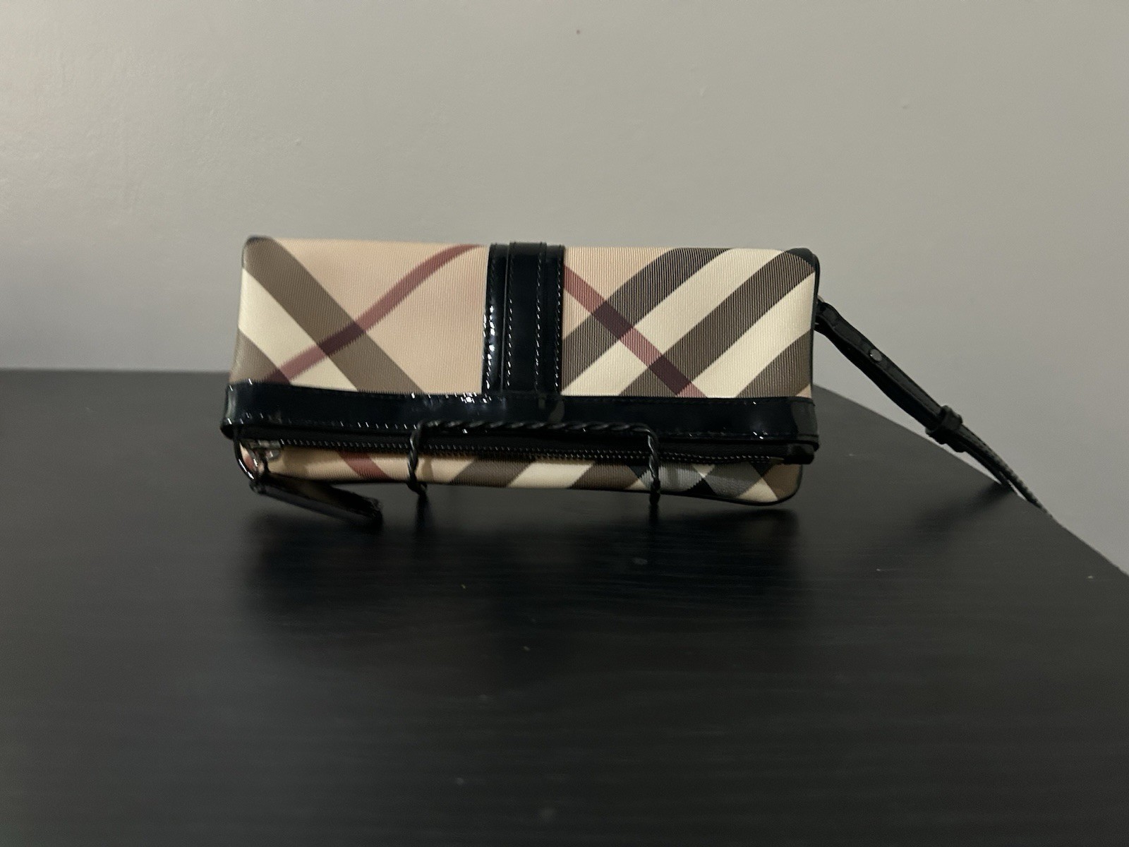 Burberry Beige Check Zip Wristlet Clutch Pouch w/ Original Dust Bag