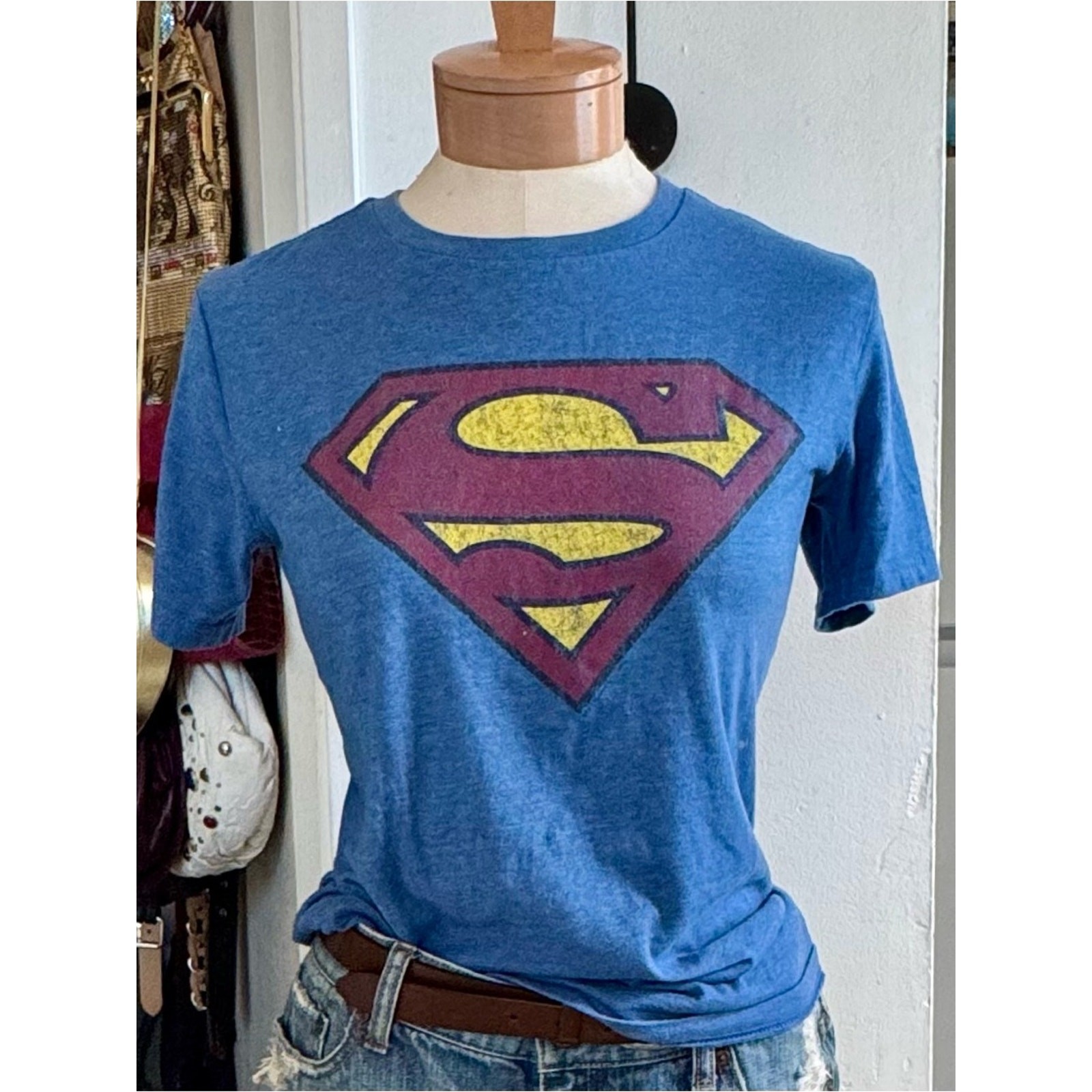 Superman graphic tshirt old navy XL S M DC comics tee marvel Chaser junk food