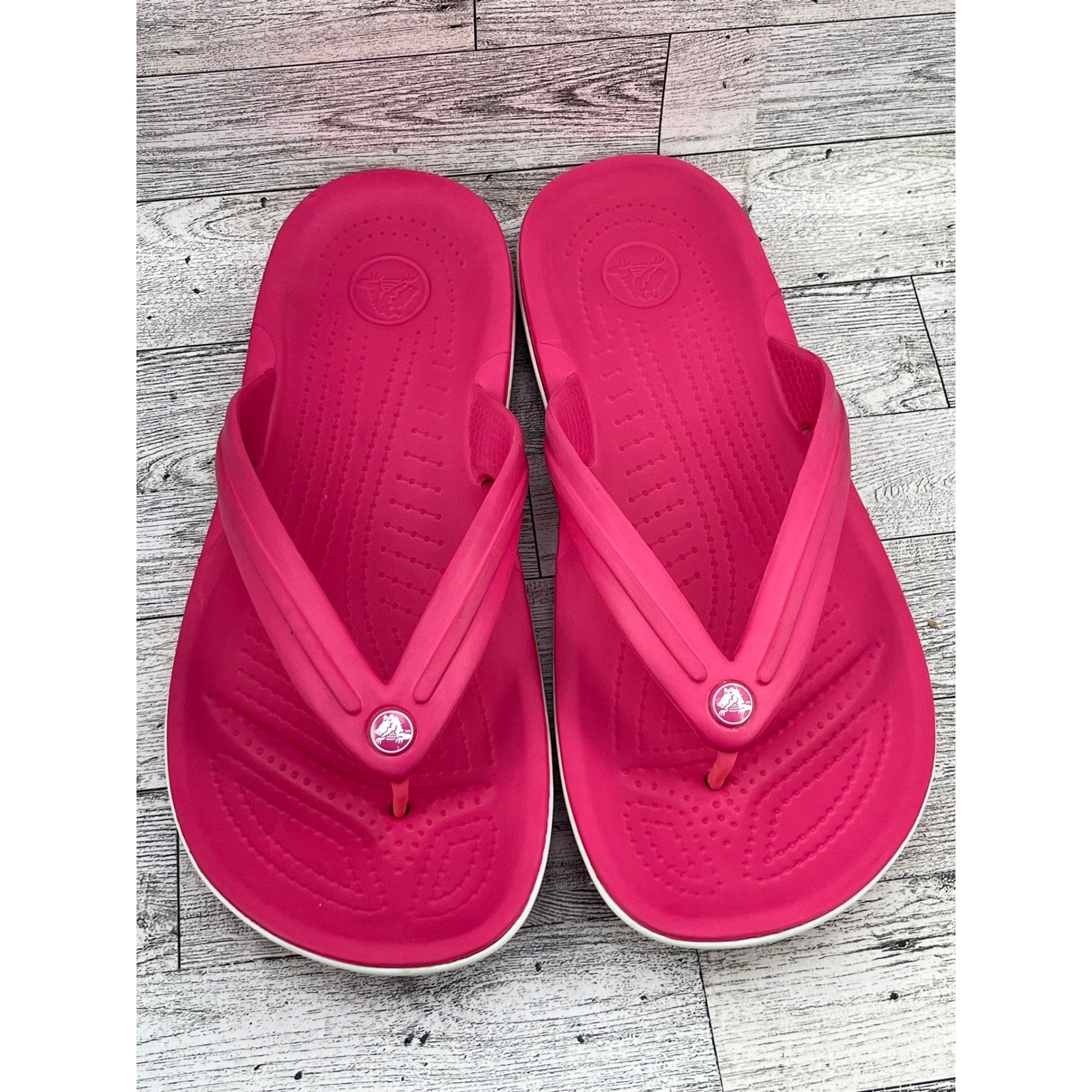 Crocs Kadee II Flip Flops Women’s Pink Size 7/8 Comfortable Beach Sandals