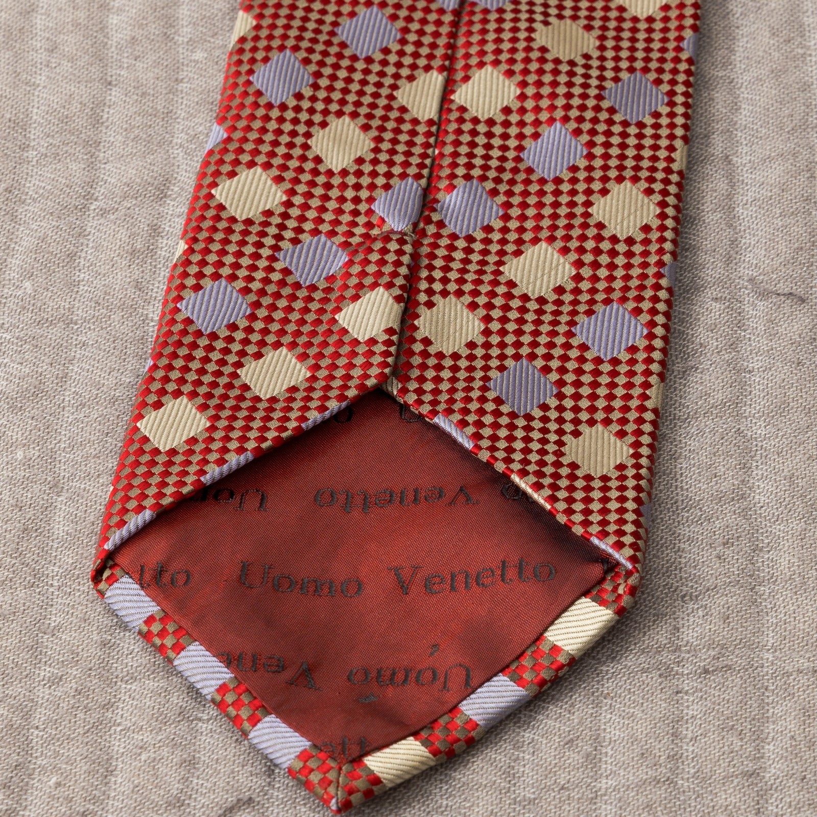 Uomo Venetto 100% silk tie 3.5 x 60