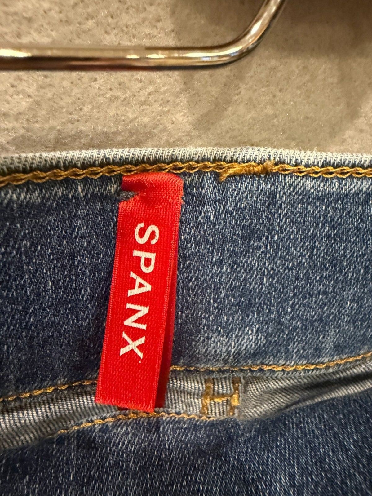 SPANX Pull On Wide Leg Jeans Medium Wash Denim High Rise Shaping Pants Size M