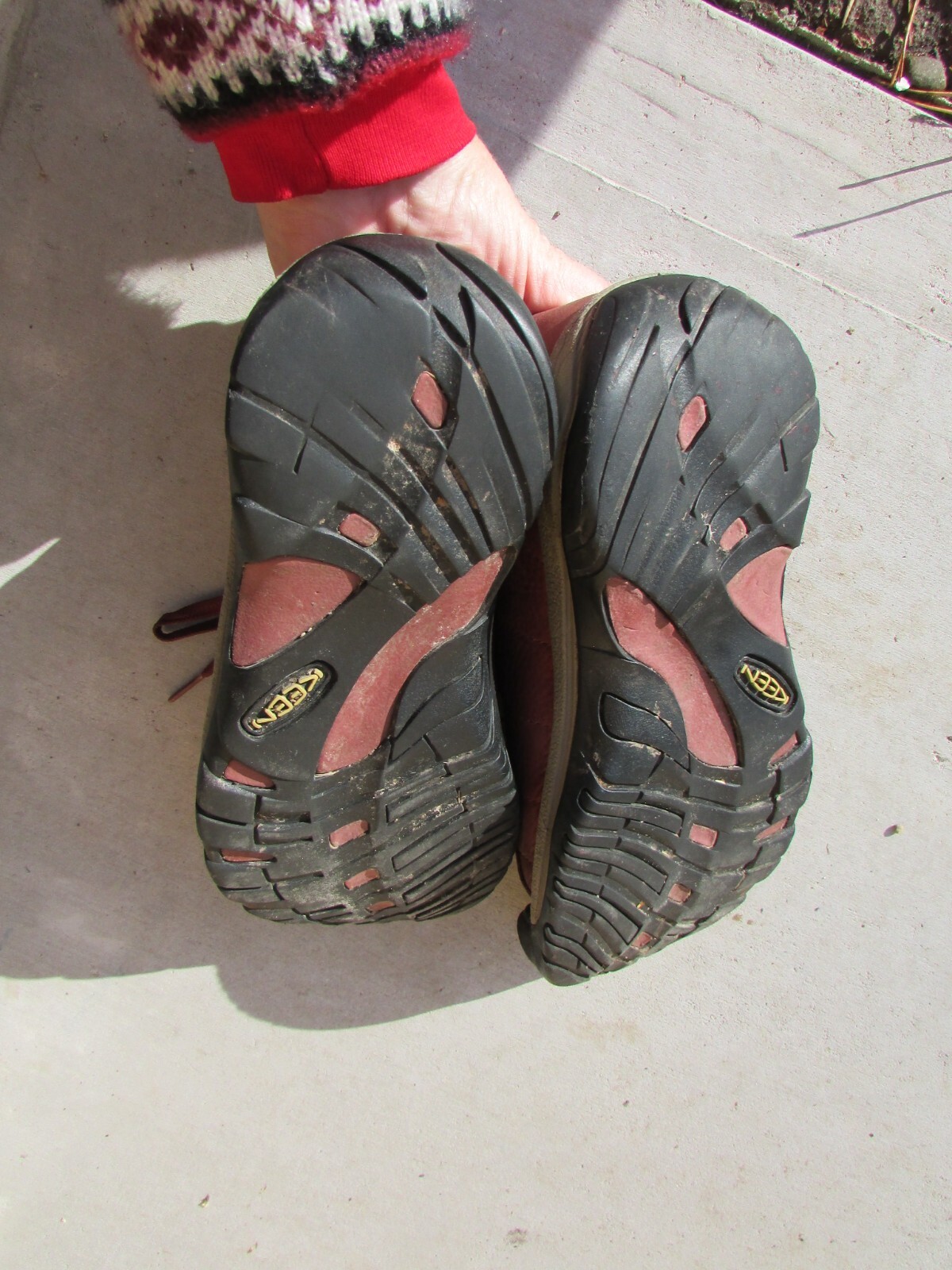 Keen Red Leather Oxford Laced School Walking Shoes Size 8 (38.5) 5322-MBRN
