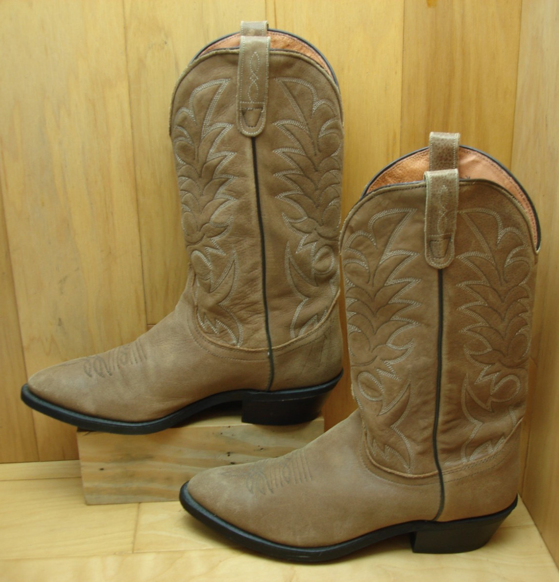 Men’s 10.5D J. CHISHOLM Tan Soft Leather Western Cowboy Boots USA Magic Flex