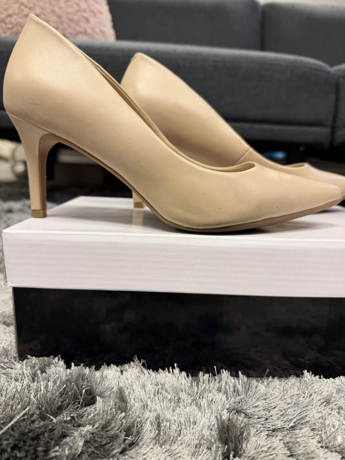 Alfani Beige Leather Slip On Pointed Toe Pump Stiletto Heel Women’s 7W