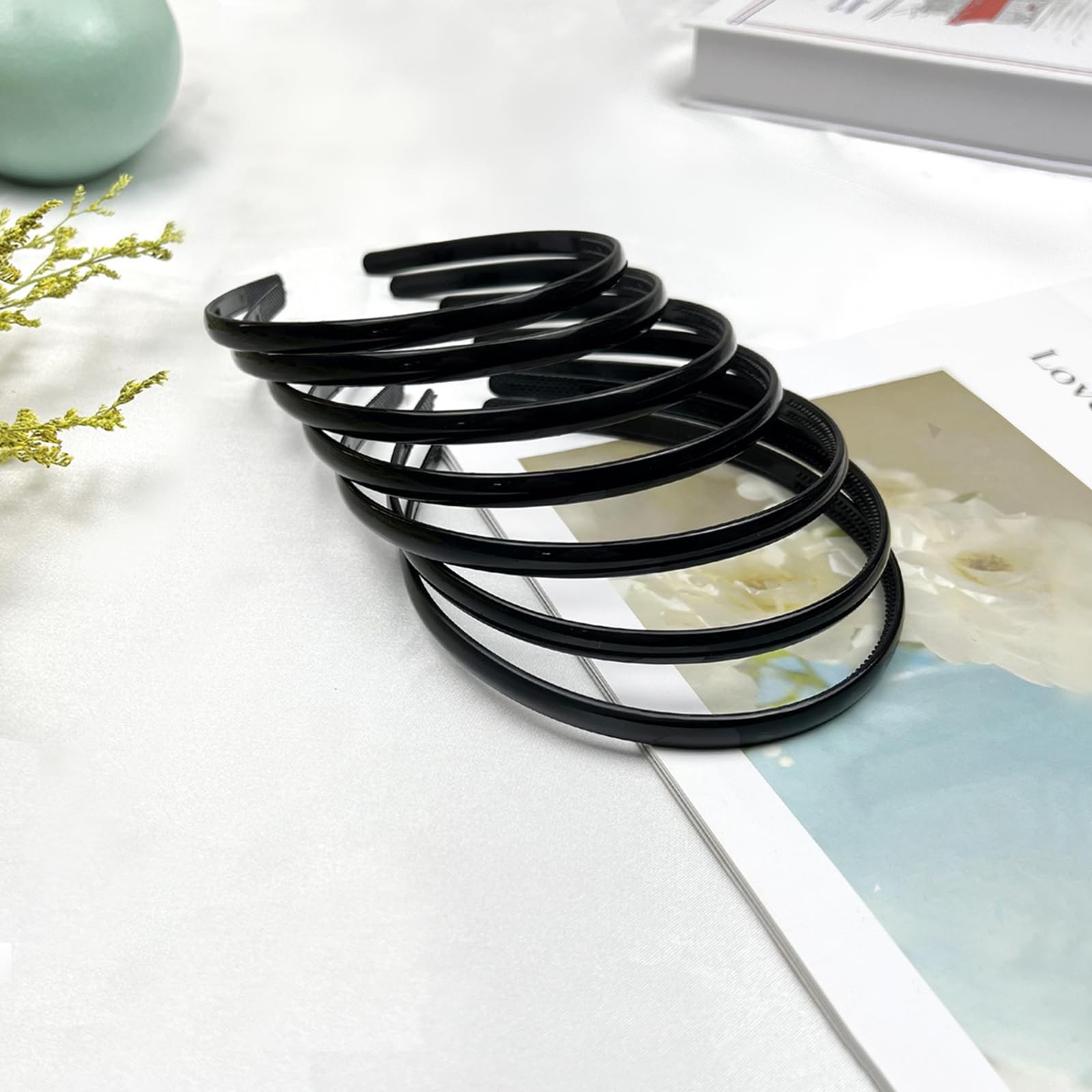 Zoolinn 7 Pcs Plastic Headbands for Women – Black 1 Count (Pack of 7),