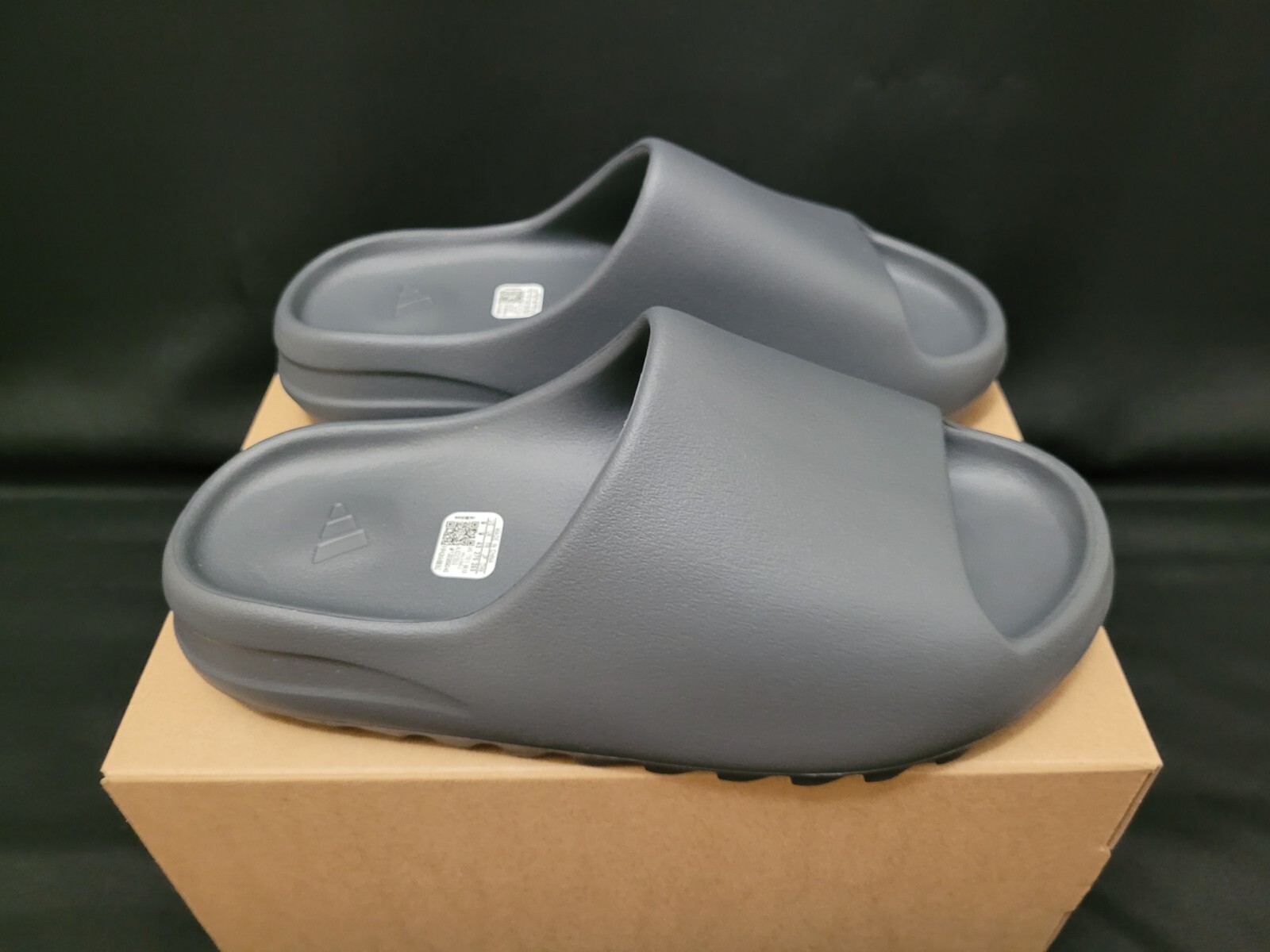 Size 9 Adidas Yeezy Slide Slate Grey [ ID2350 ]