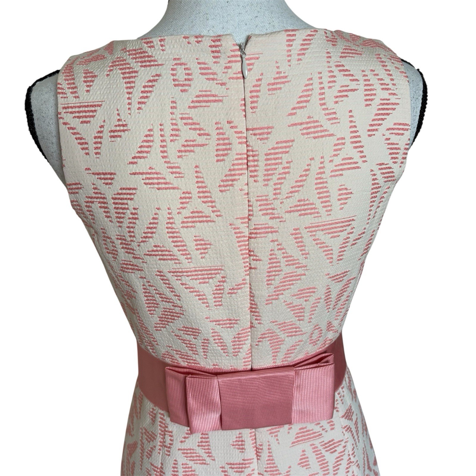 Ann Taylor Pink Cream Brocade Sleeveless Dress Bow Back Women’s Size 4