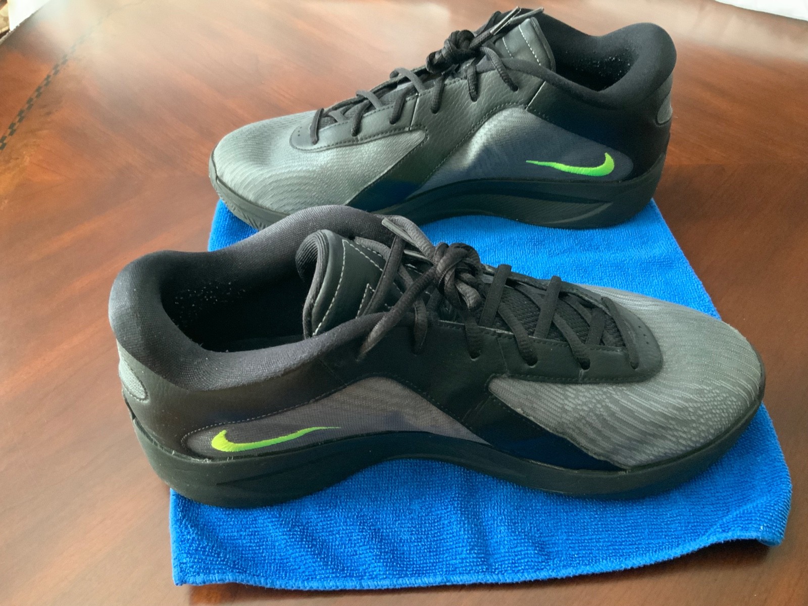 USED Great Condition Men’s Nike Giannis Freak 6 Basketball Shoe Size 12