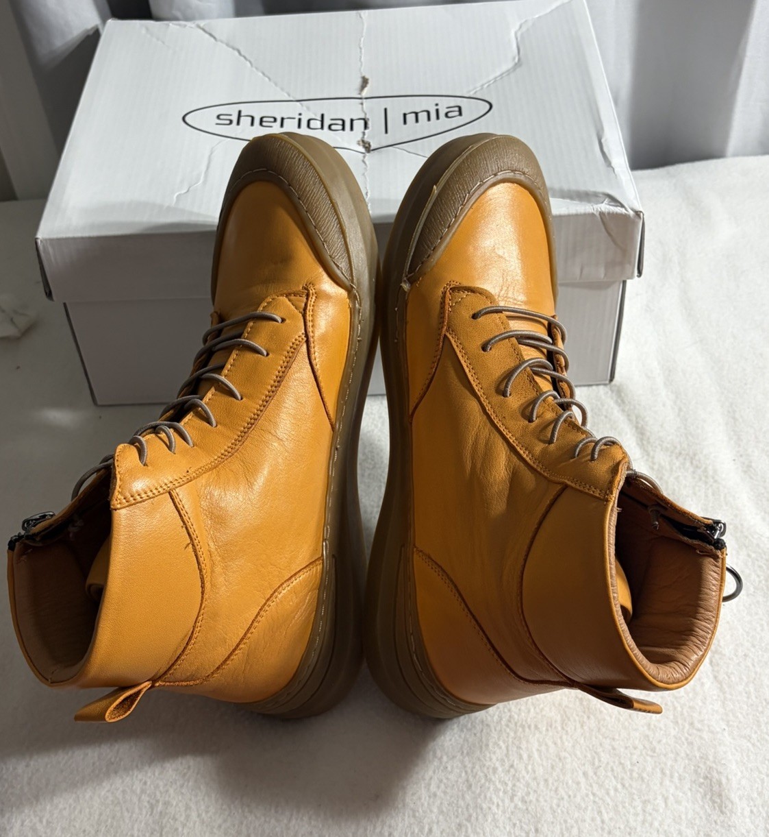 MIA Sheridan Leather High Top Ankle Boots Orange Side Zip Alba Women’s 8.5