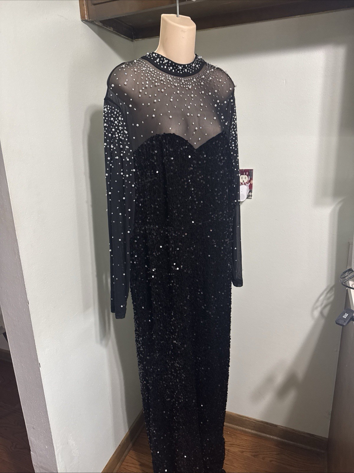 New F A E T E S T Y Black Sequin Gown Hard To Find Size 3X
