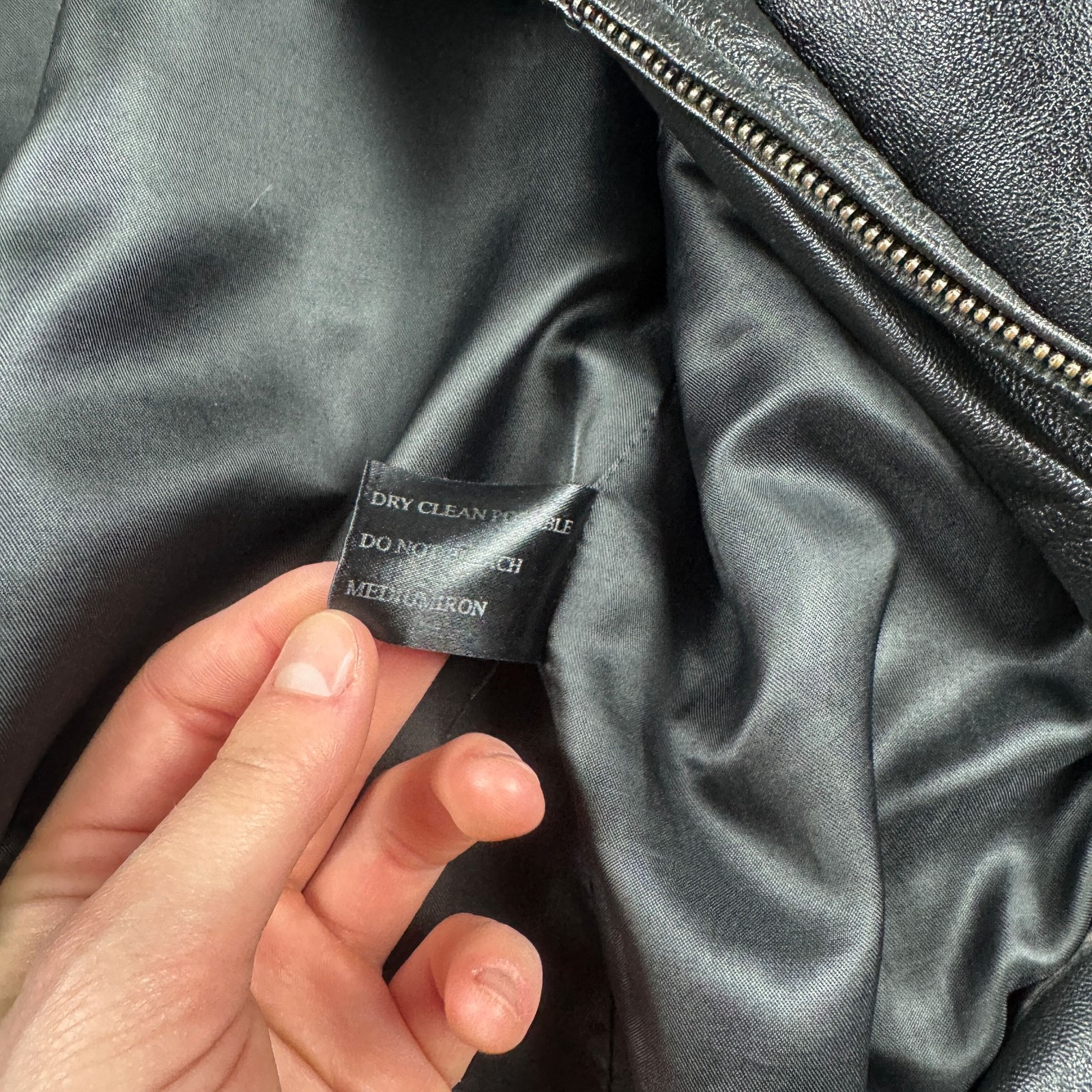 Grandeur Vintage Black Leather Jacket Minimalist Zip Up Classic Coat