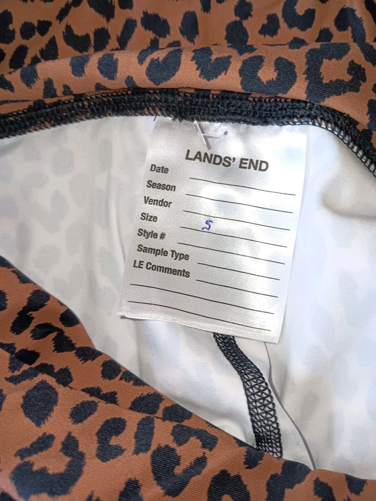 Lands End Womens Size Small Cheetah Animal Print Athletic Pocketed Bike Shorts