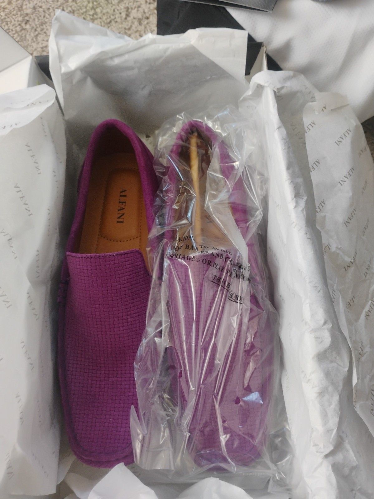 Alfani Men’s Kendric Suede Slip Ons Textured Plum Color Size 9.5 M- New In Box