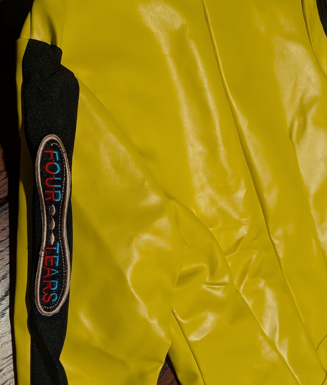 Kill Bill Vol I &II Uma Costume Jacket Faux Leather Yellow Cosplay Size S – NWT