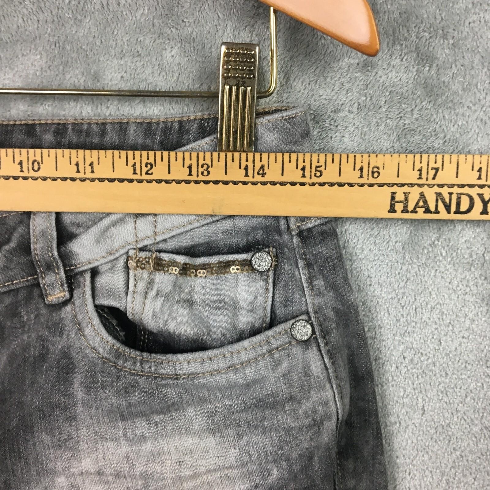 Elle Skinny Denim Sz 8 Gray Mid Rise Denim Embroidered 30 in Waist 26 in Inseam