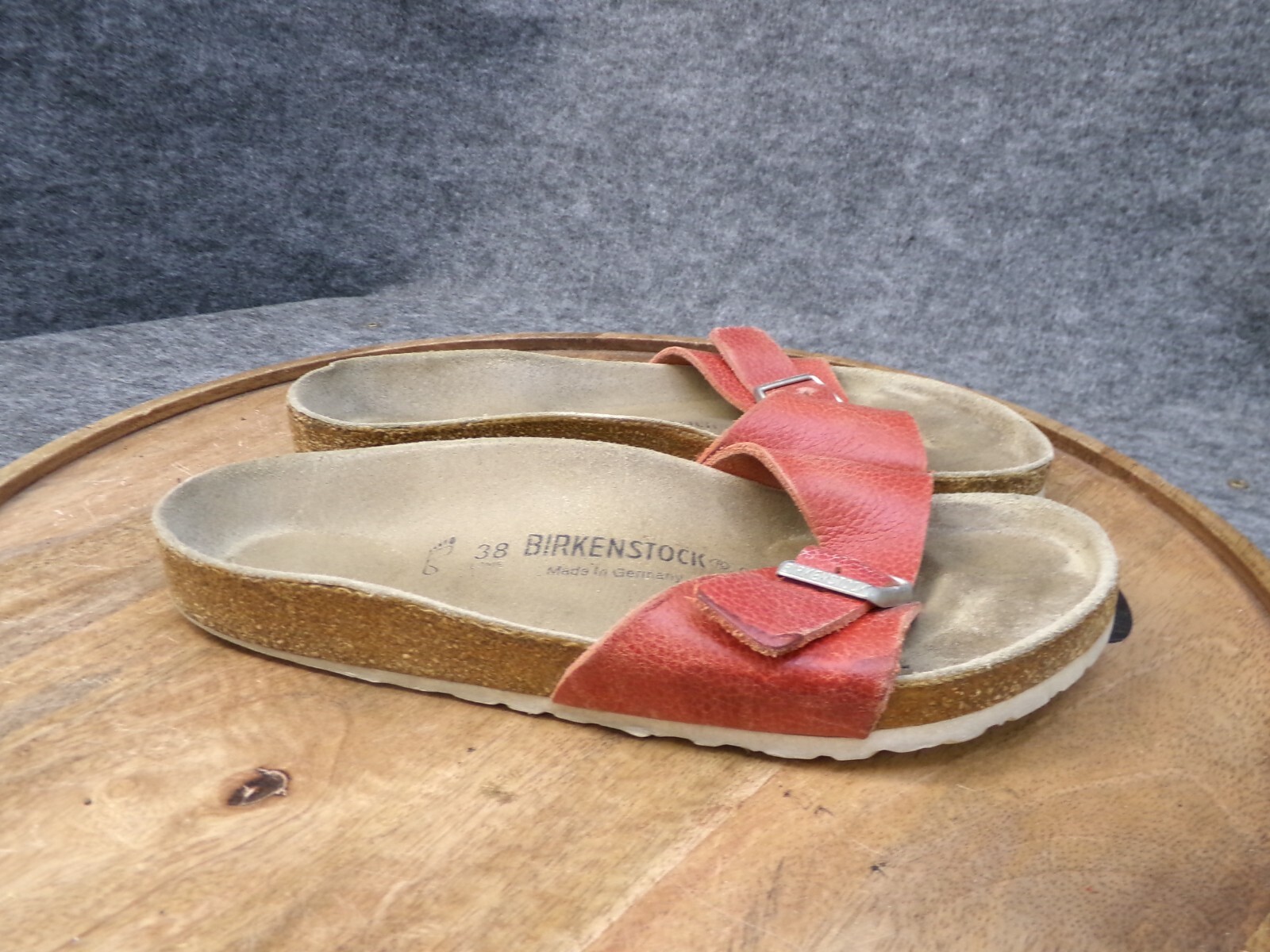 Birkenstock Madrid Women’s Red Leather Slip On Slides Sandals Size 38 US 7 Reg