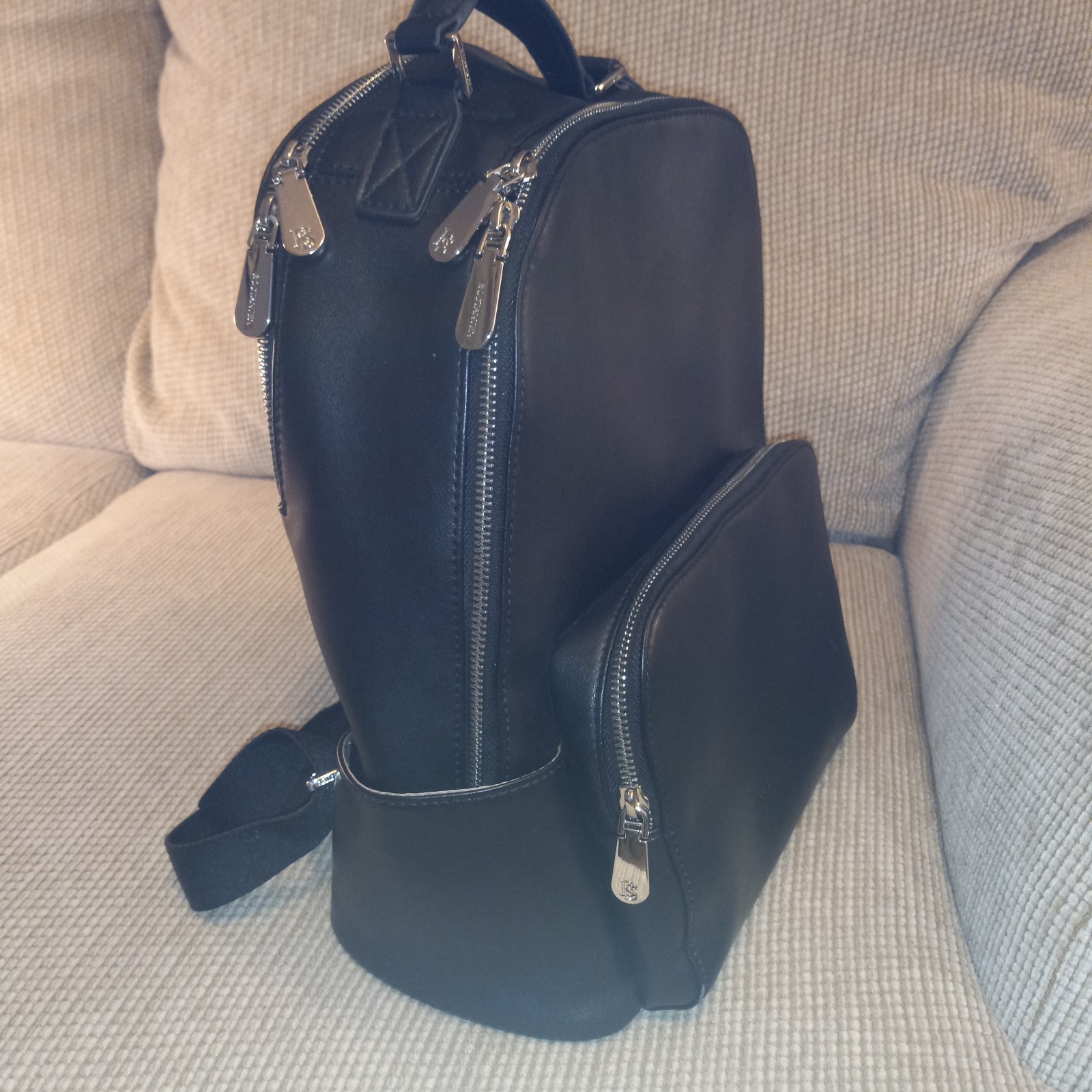 BOSTANTEN Genuine Leather 15.6 inch Laptop Backpack Travel College Shoulder Bag