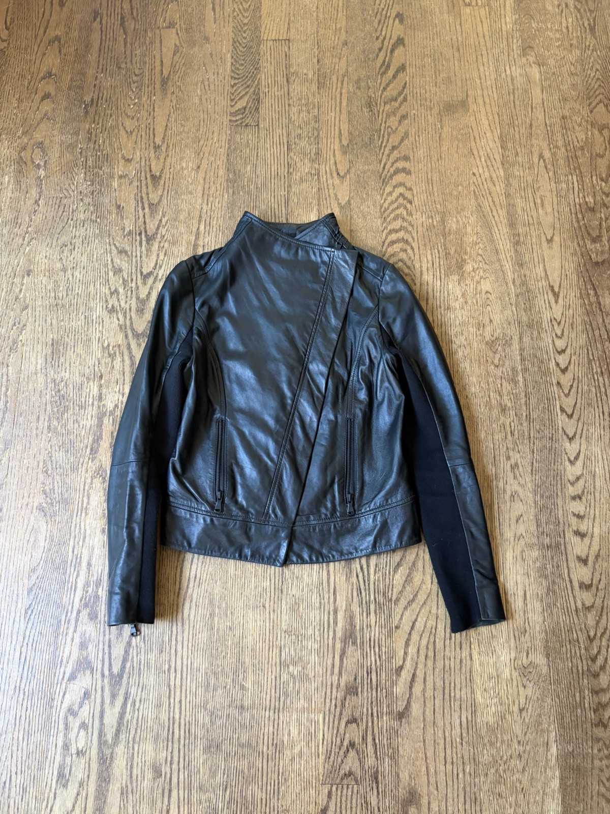 Trouvé Women’s Genuine Leather Moto Jacket Black Waterfall Drape Zip Sz XS Soft