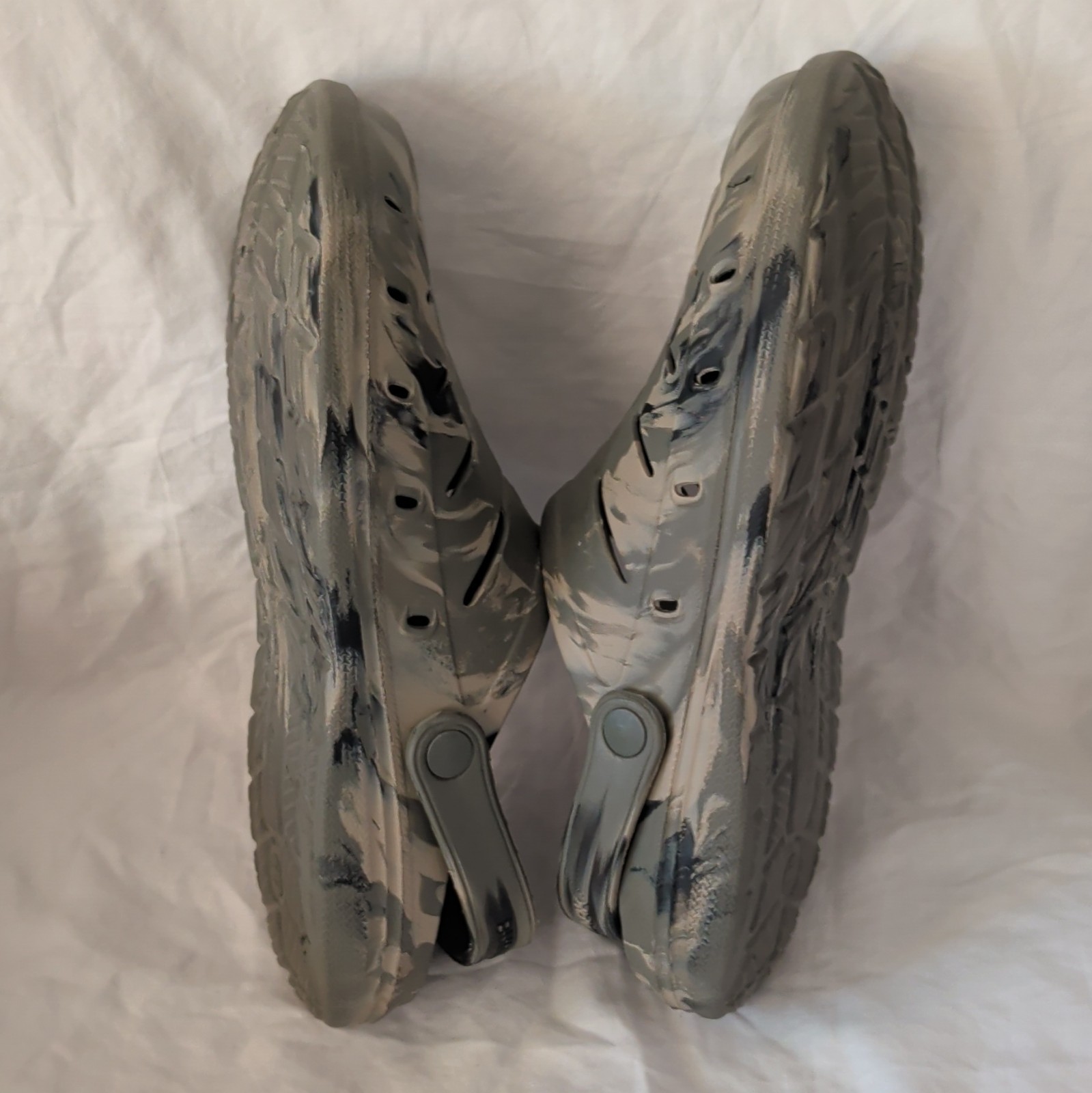 Rugged Shark Lightweight Breathable Camouflage Slip-On Clogs Gray Black Men’s 11
