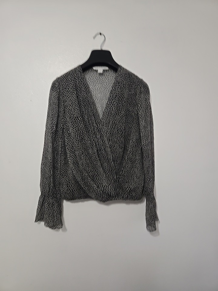 Diane Von Furstenburg Sz 4 Svetlana Top Silk Wrap Long Sleeve Black Sheer